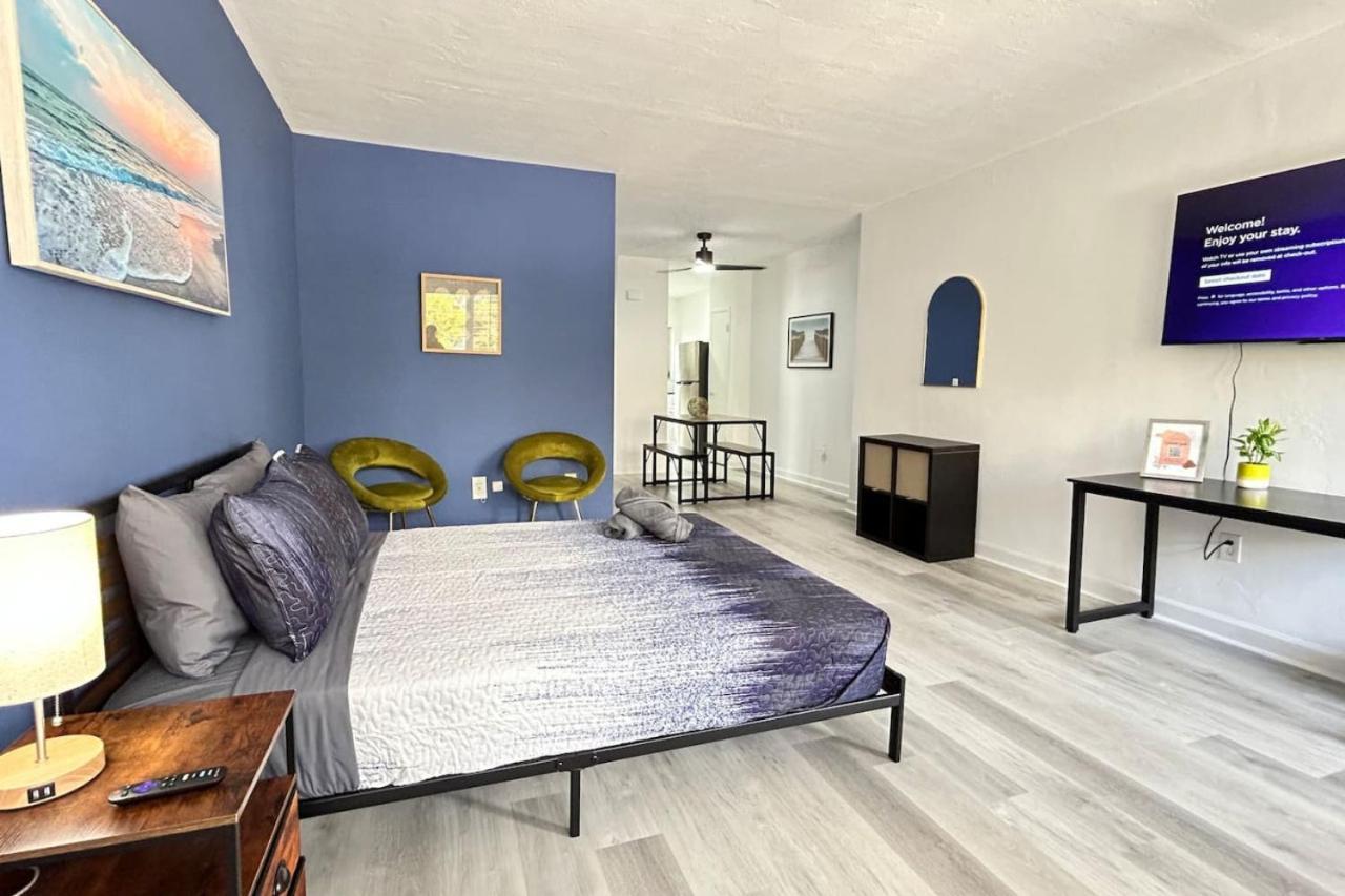 Apartment Contemporary Haven In Historic South