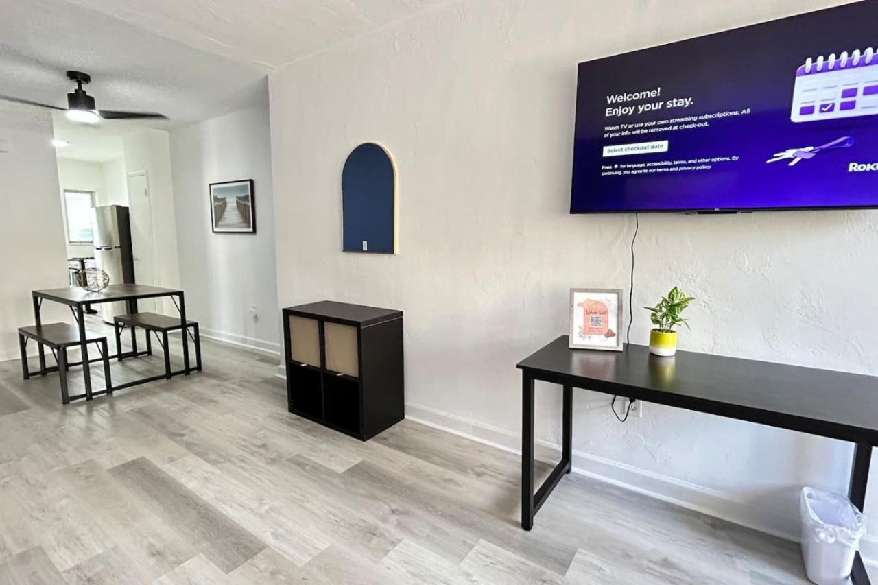 Contemporary Haven In Historic South Miami Beach