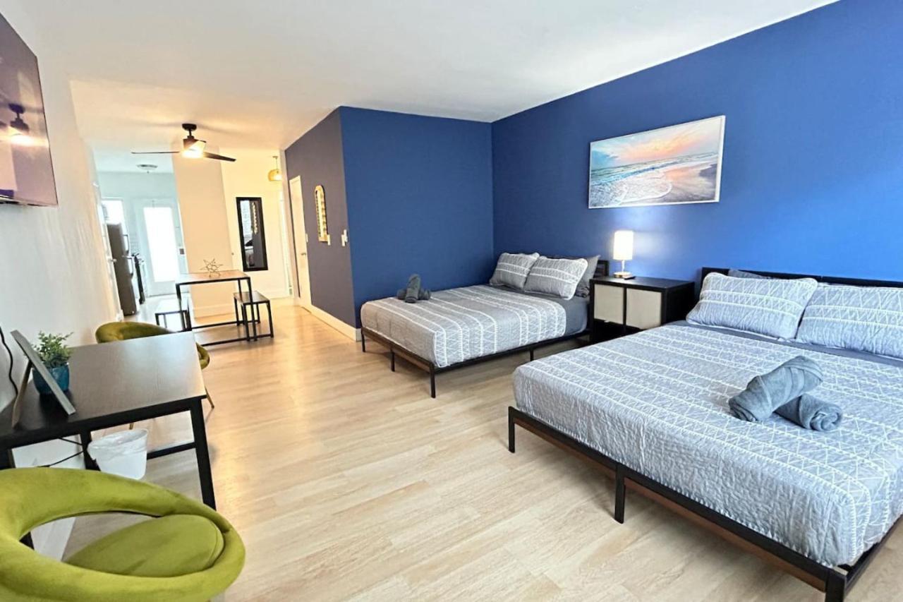 Apartment Retro Charm With Modern Comfort Miami *