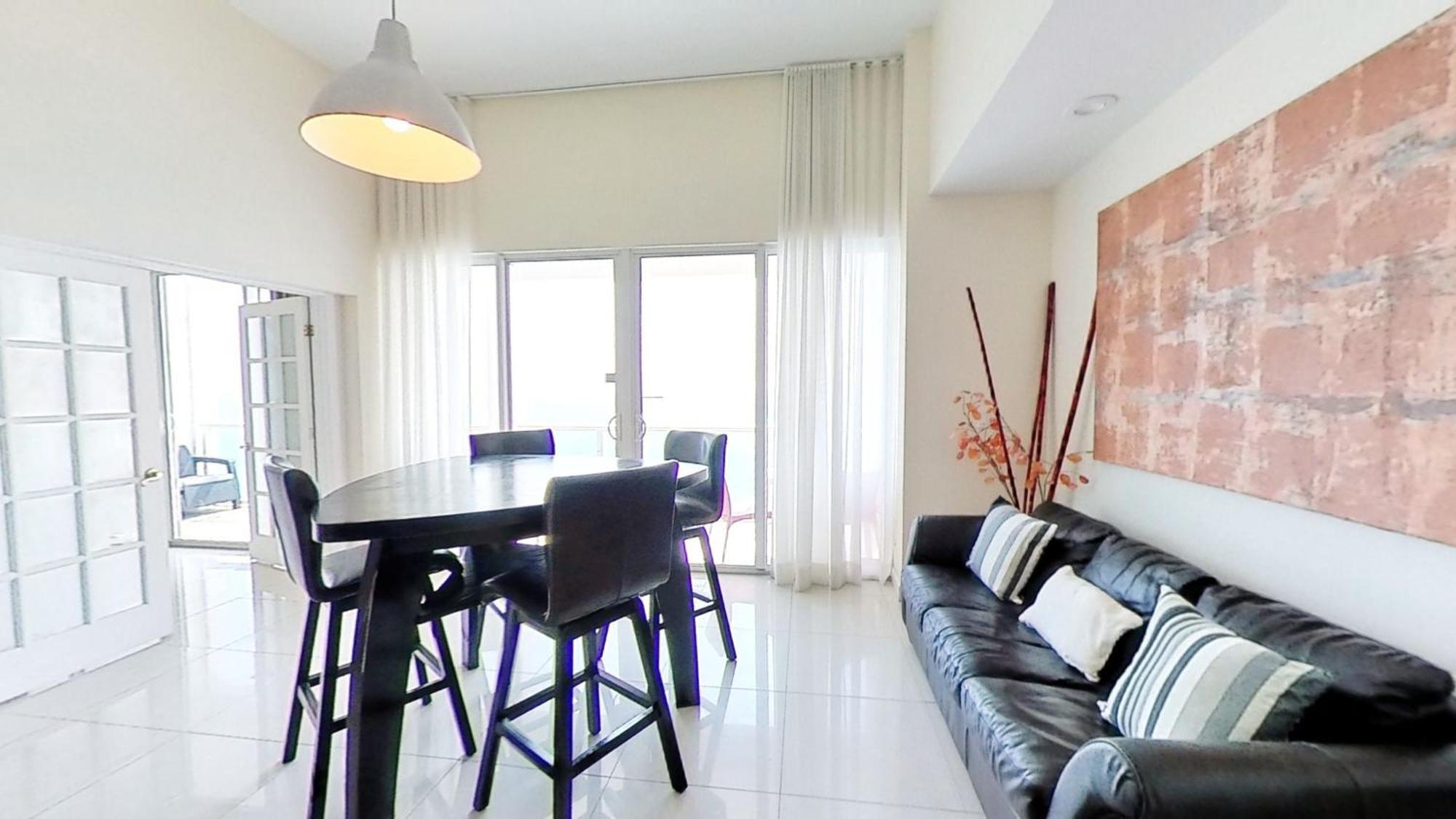 Castle Ph3 * Miami Beach