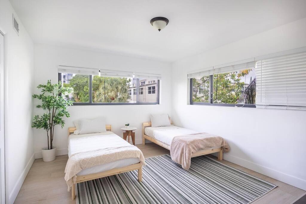 Apartment Comfort And Style 2 Bed 1 Bath 2 Min To The Beach!