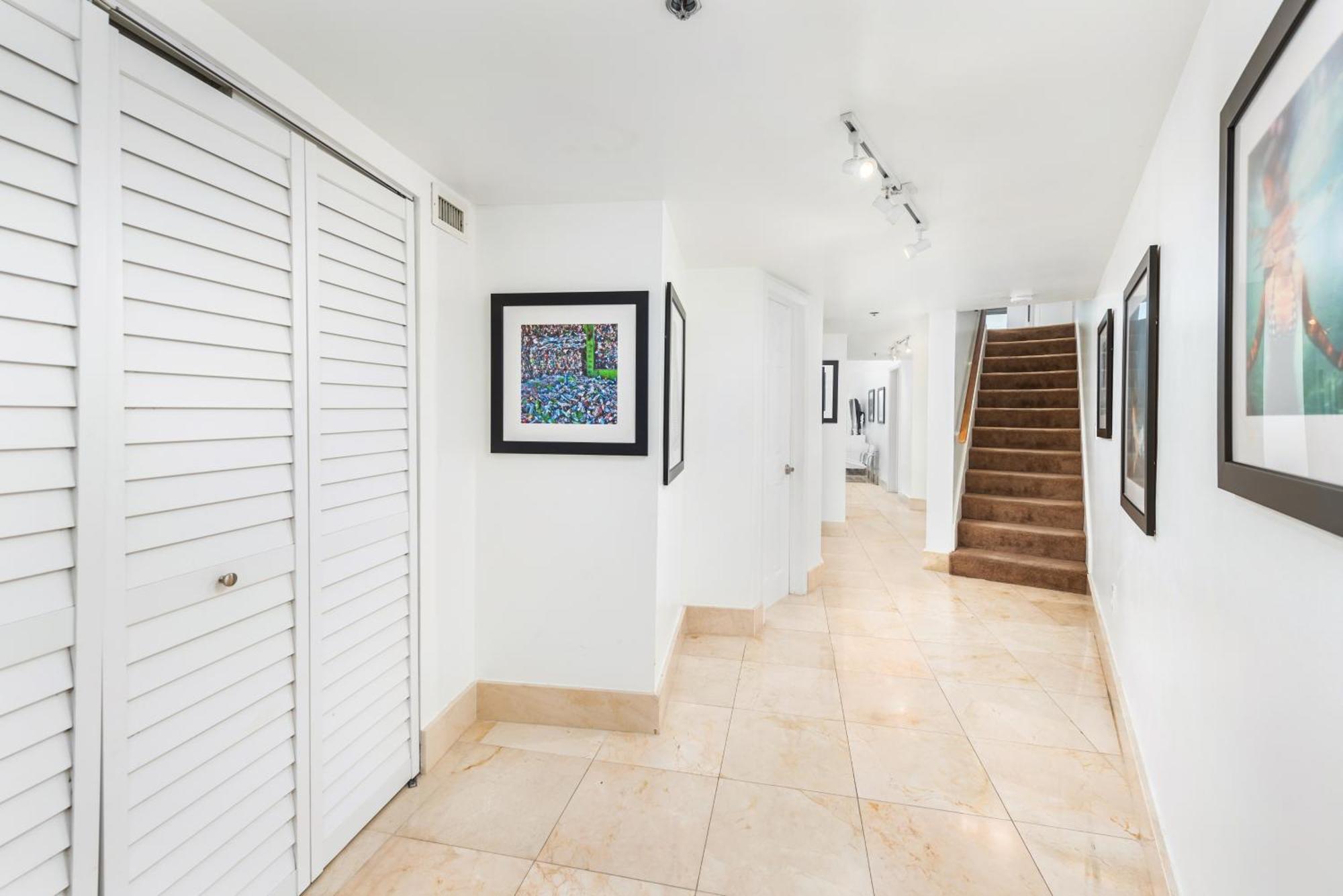 Oceanfront Loft At Castle Beach Club -m15 Aparthotel