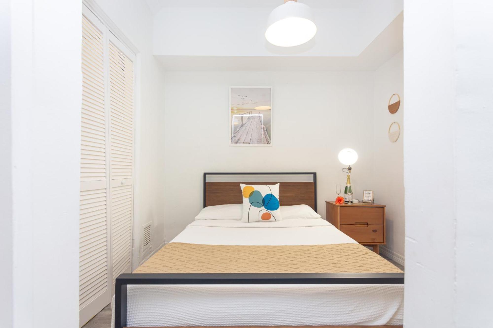 West Deco Aparthotel *