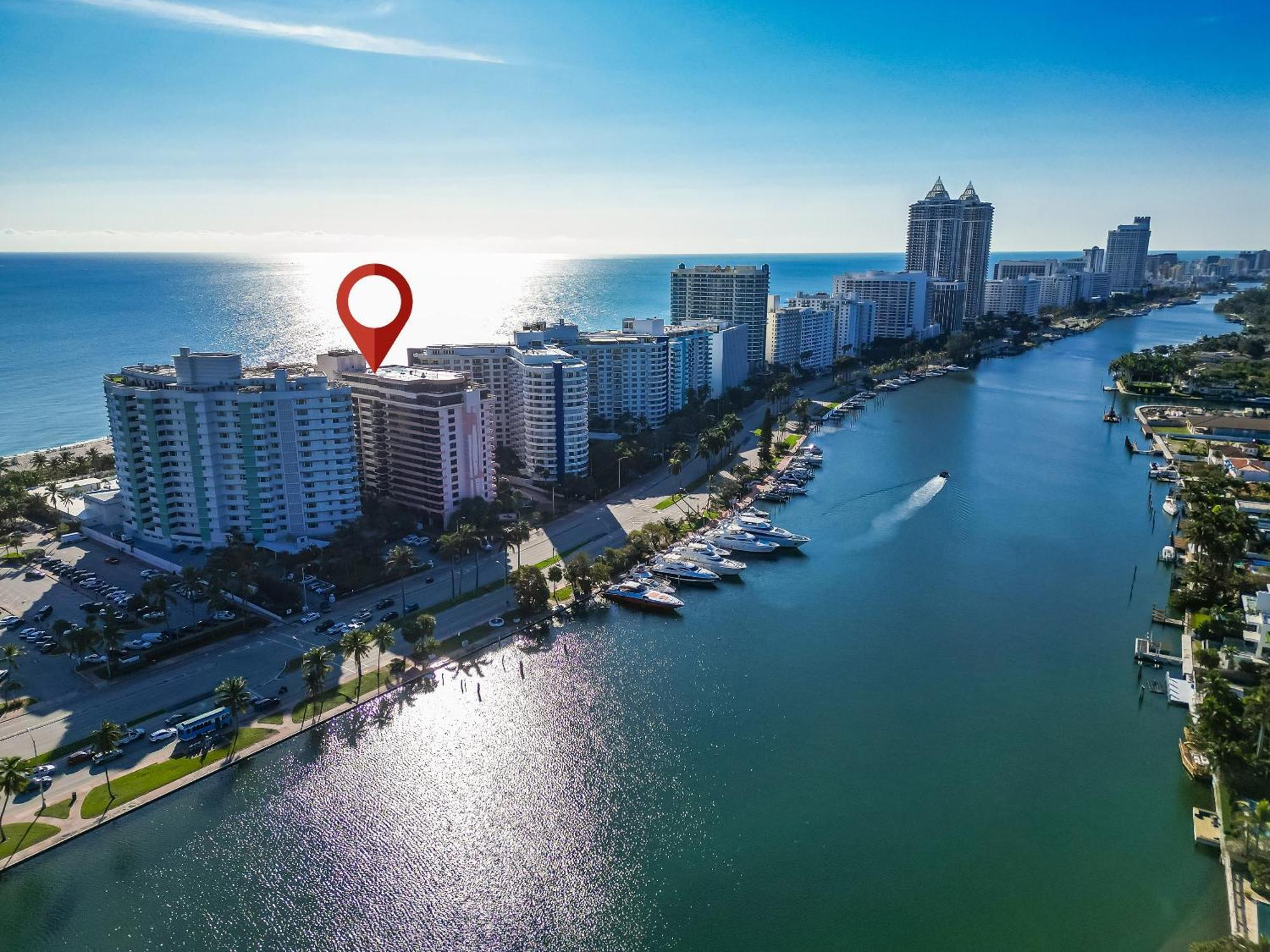 Apartment 2 Bedrooms Unit Oceanfront The Alexander *