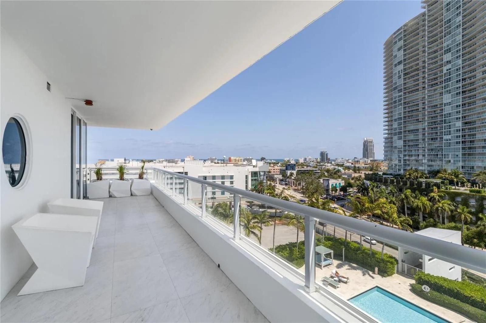 Apartment Sleek And Chic Two Bedrooms Miami Beach