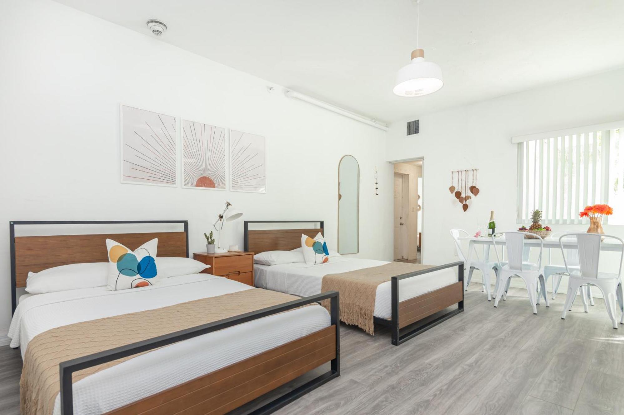 Aparthotel West Deco