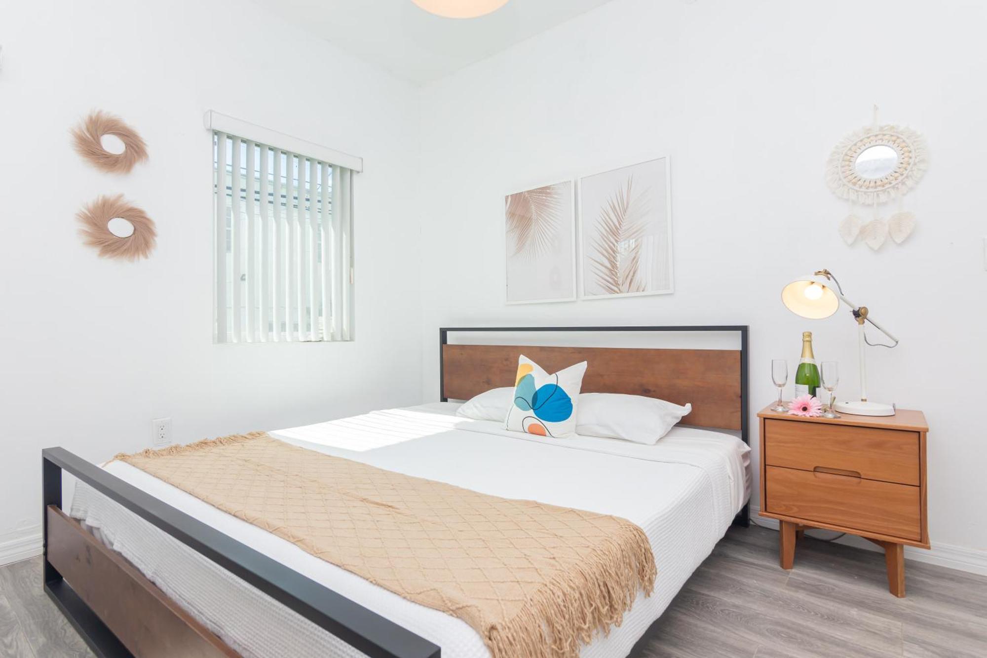 Aparthotel West Deco *