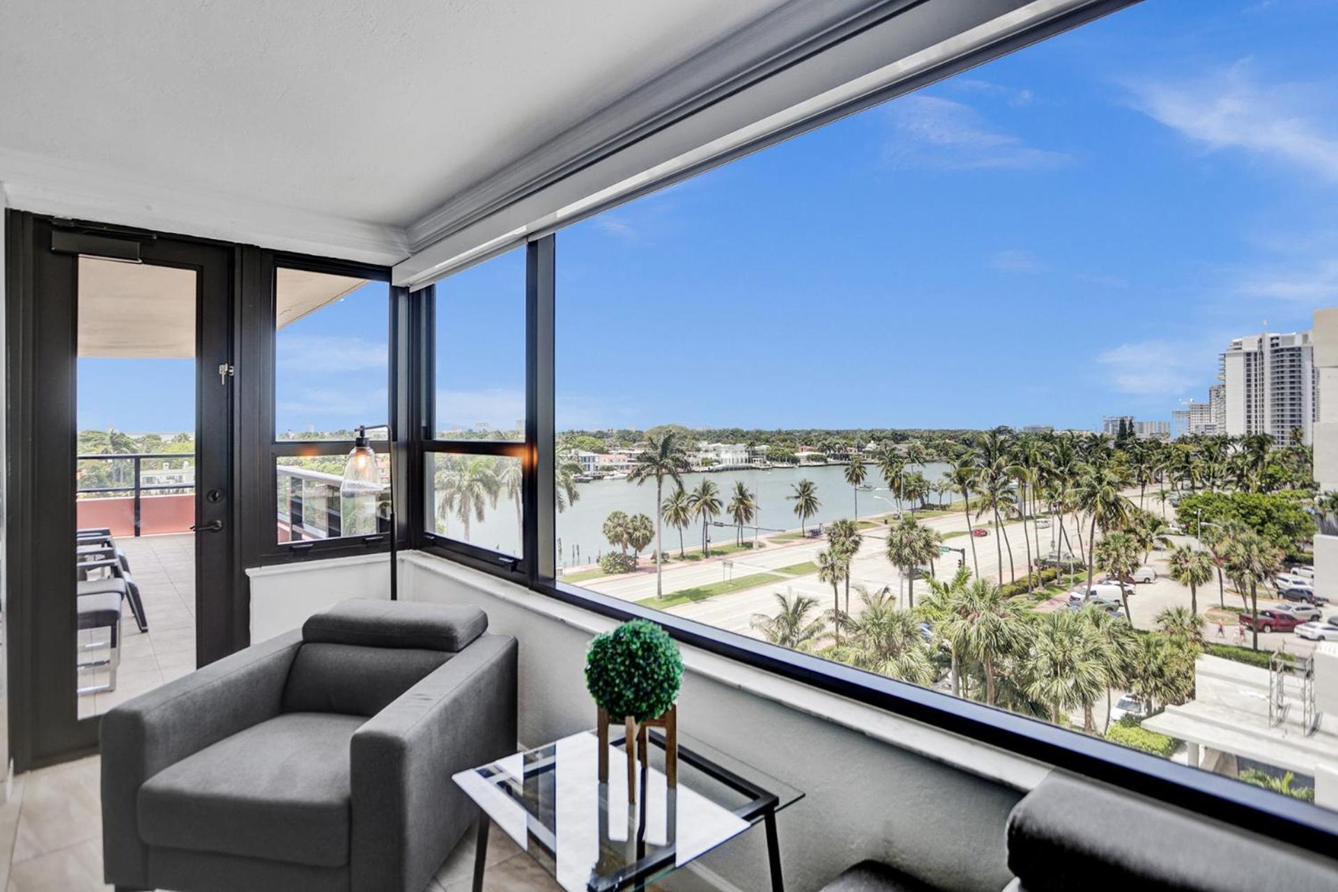 Corner 2br With Ocean View And Access 820 Miami Beach