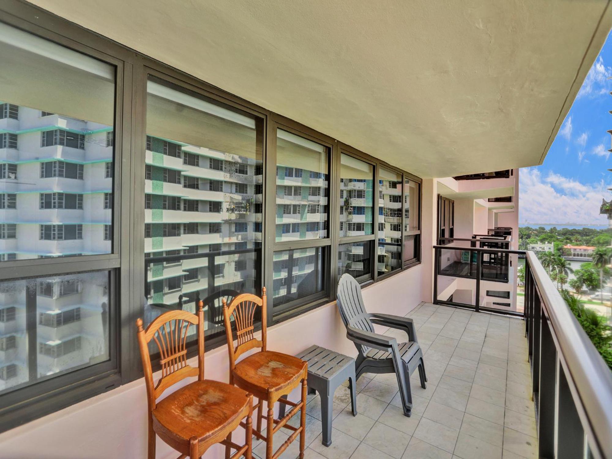 Apartment Beautiful In 1004
