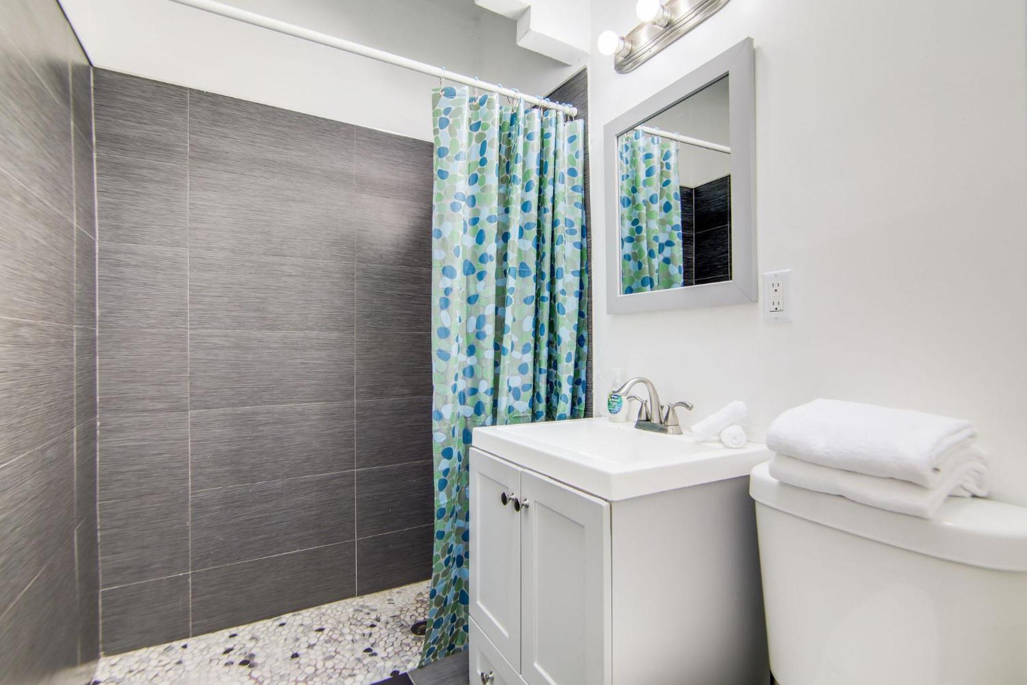 Cozy South 1br Near & Ocean Drive *
