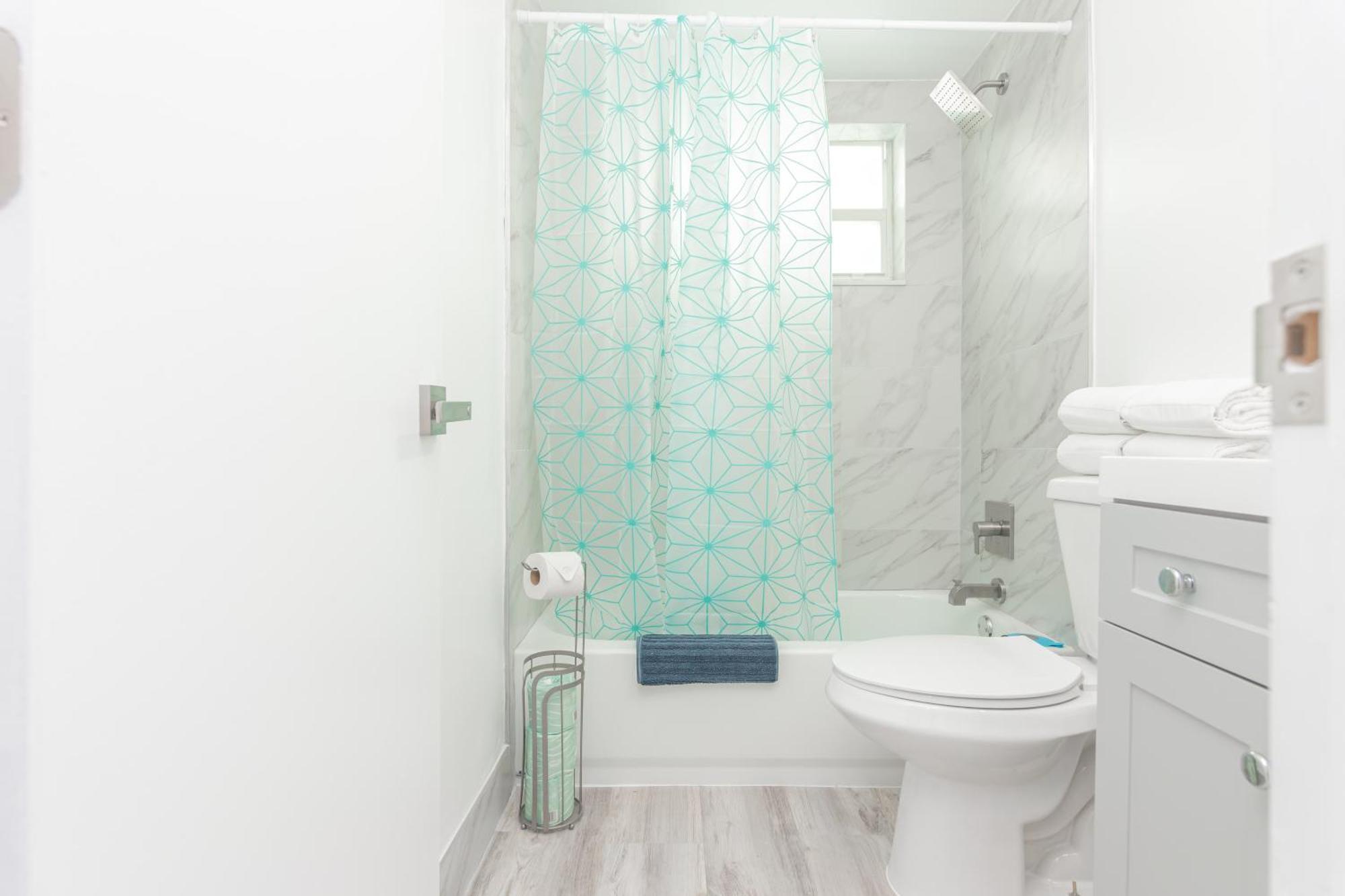 Ocean Drive Deco W/2 Queen Beds, Steps 2 Apartment Miami Beach