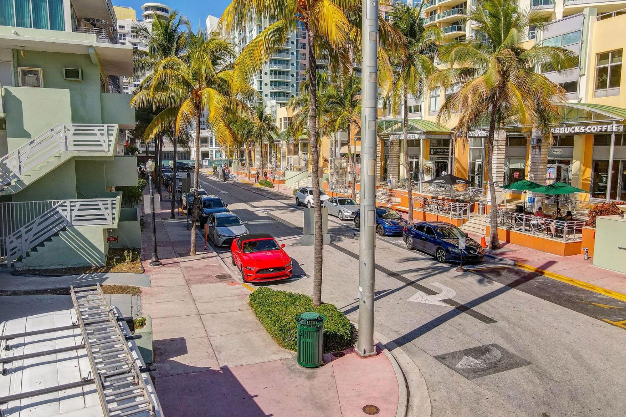 Ocean Drive Fun, W/2 Queen Beds South