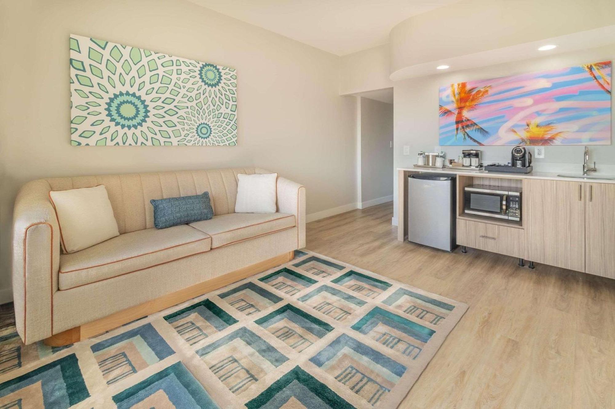 Radisson Miami Hotel 4*