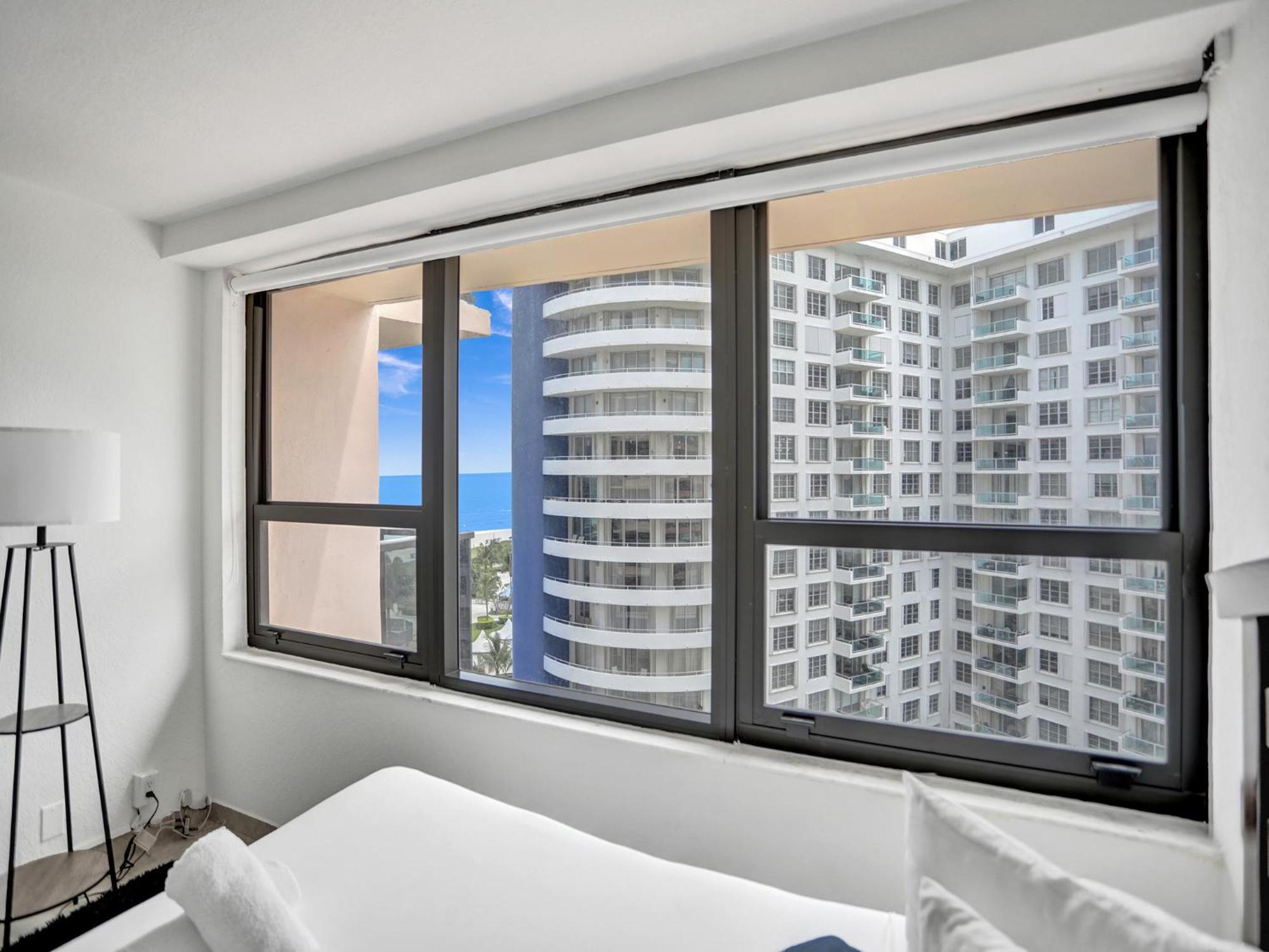 Perfect Ocean View Service 1109 Apartment *