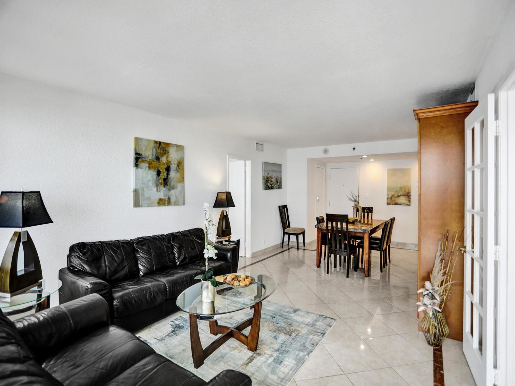Perfect Ocean View Service 1109 Apartment *