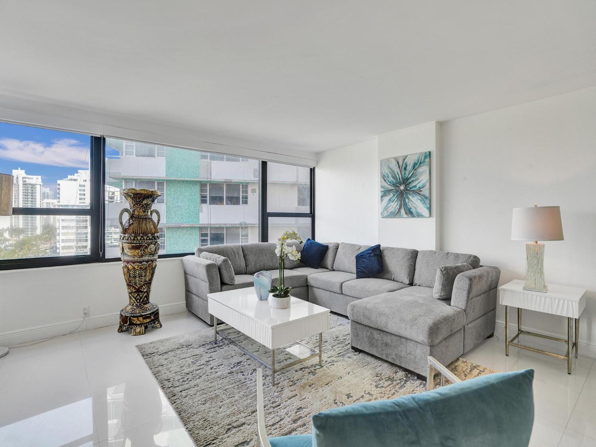Apartment Beautiful Service 1020