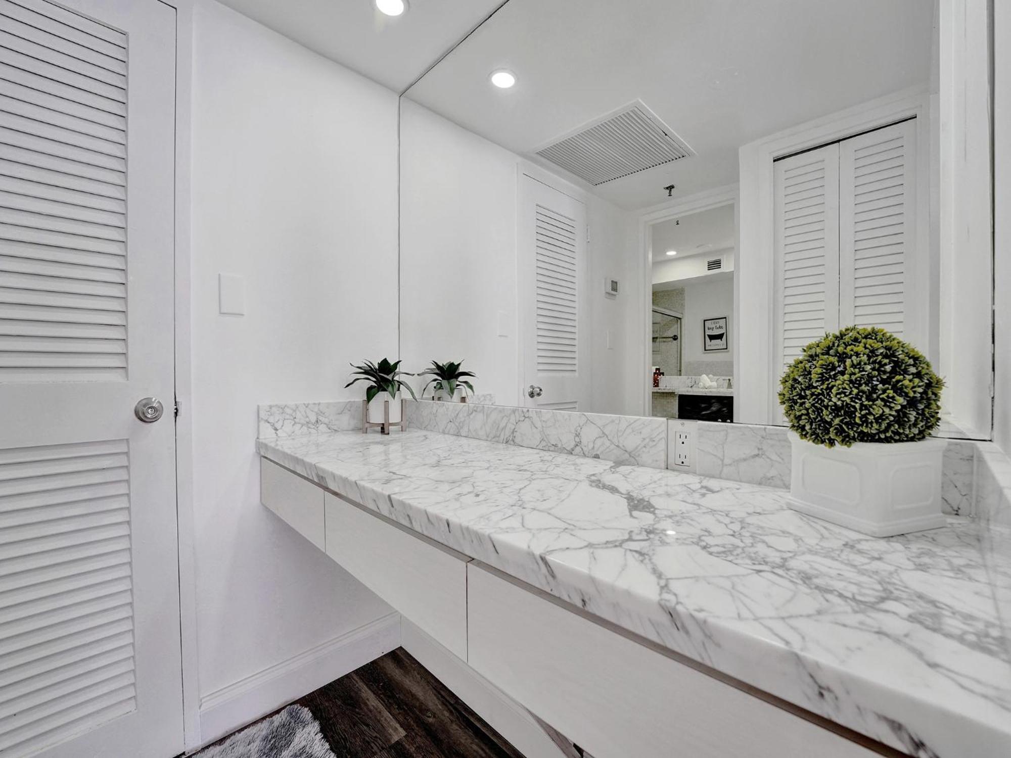 Awesome With Amenities 1016 Apartment Miami Beach