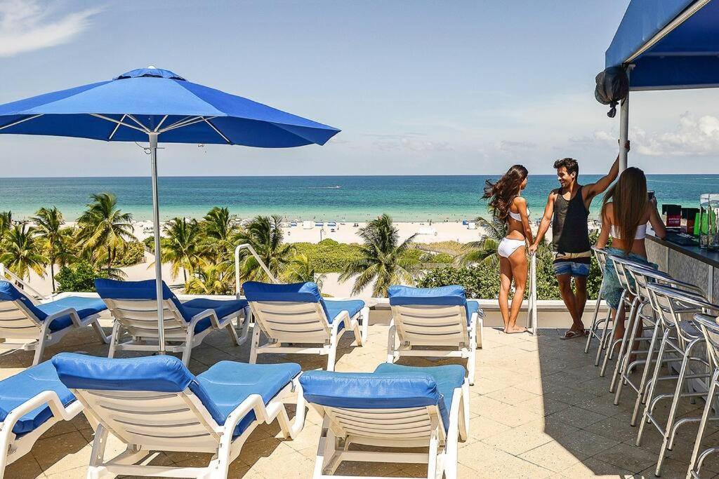 King 1 Bed With Rooftop Pool C202 * Miami Beach