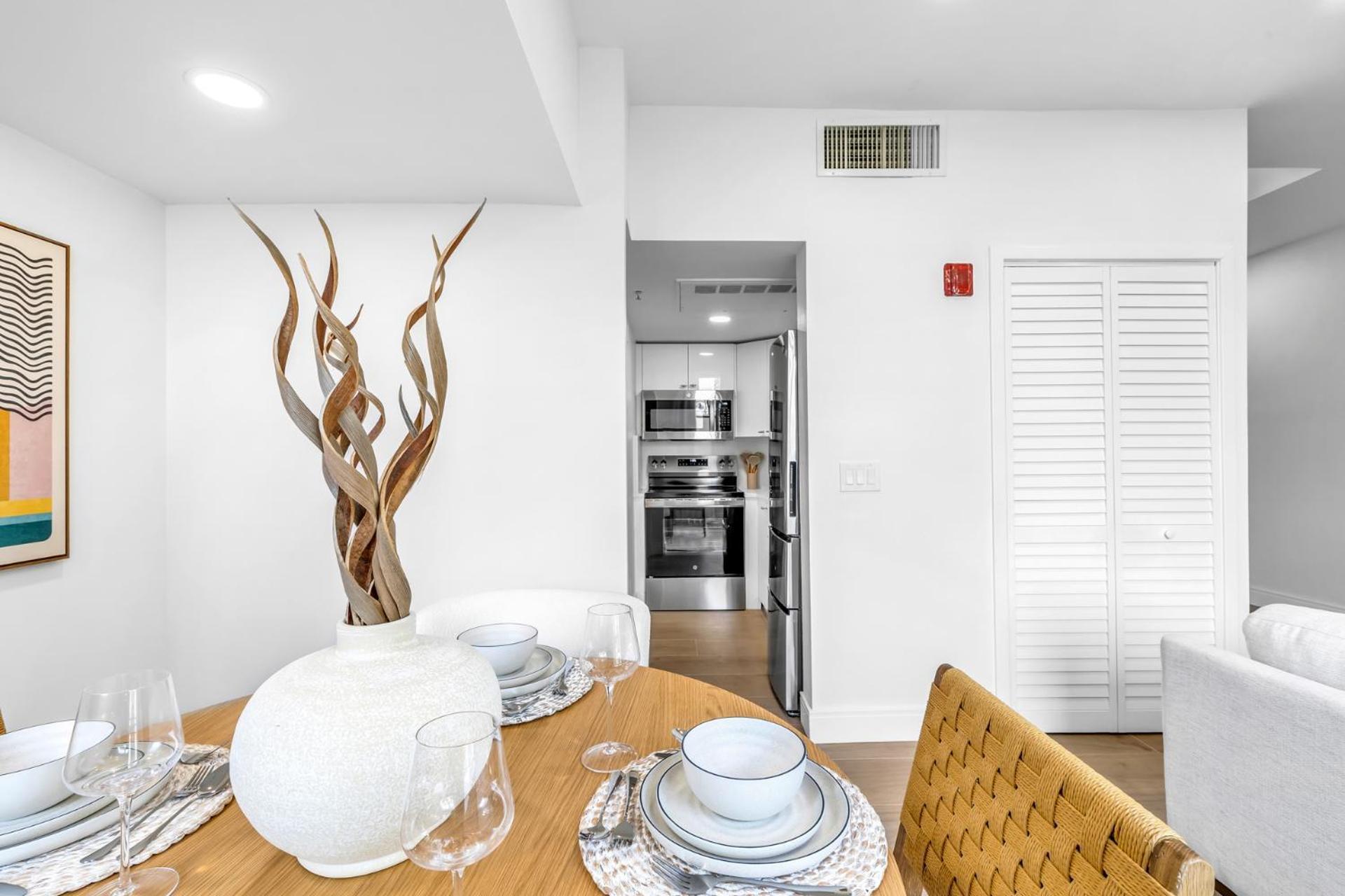 Gorgeous Coastal Ph With Large Private Terrace Apartment *