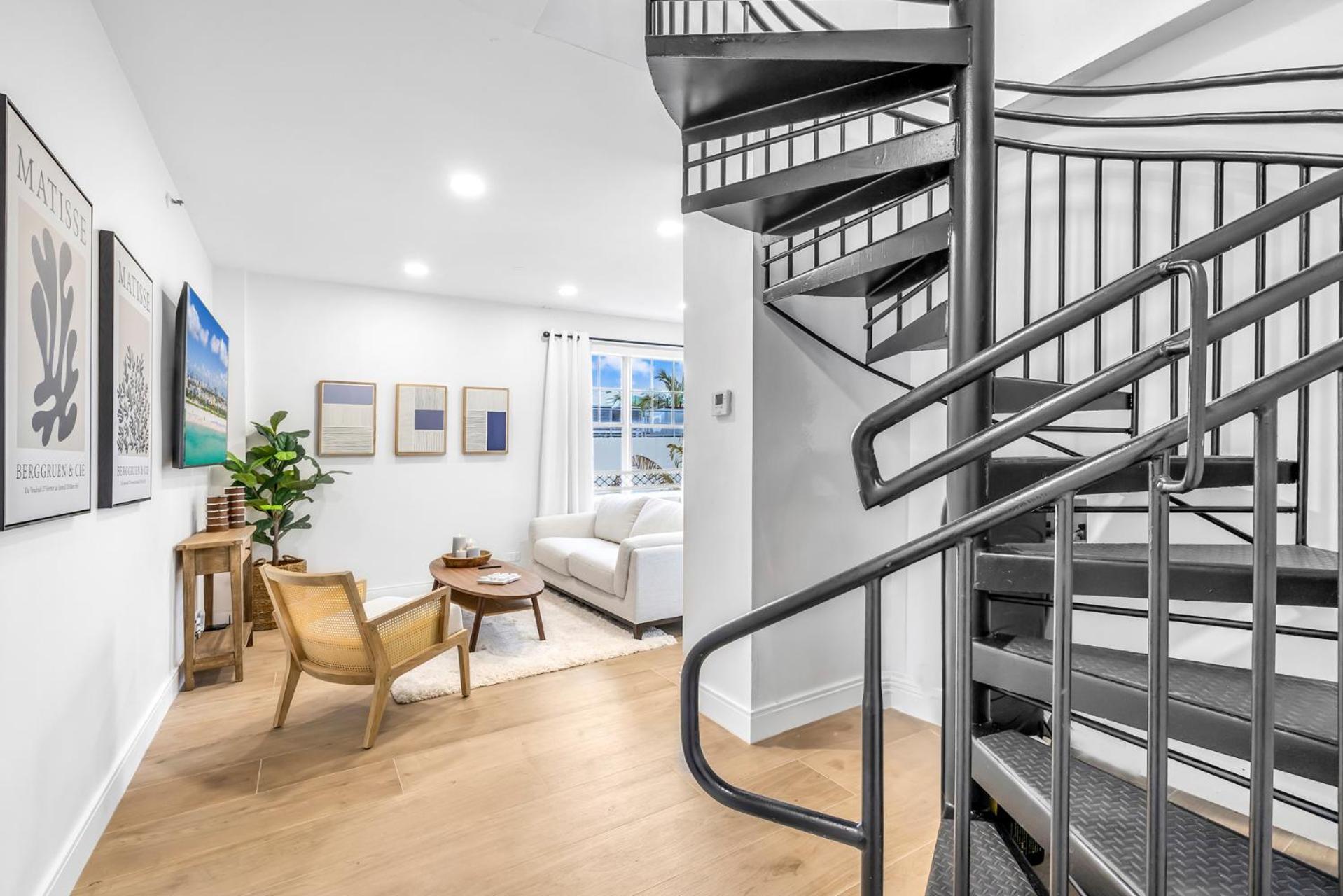 Gorgeous Coastal Ph With Large Private Terrace Apartment Miami Beach