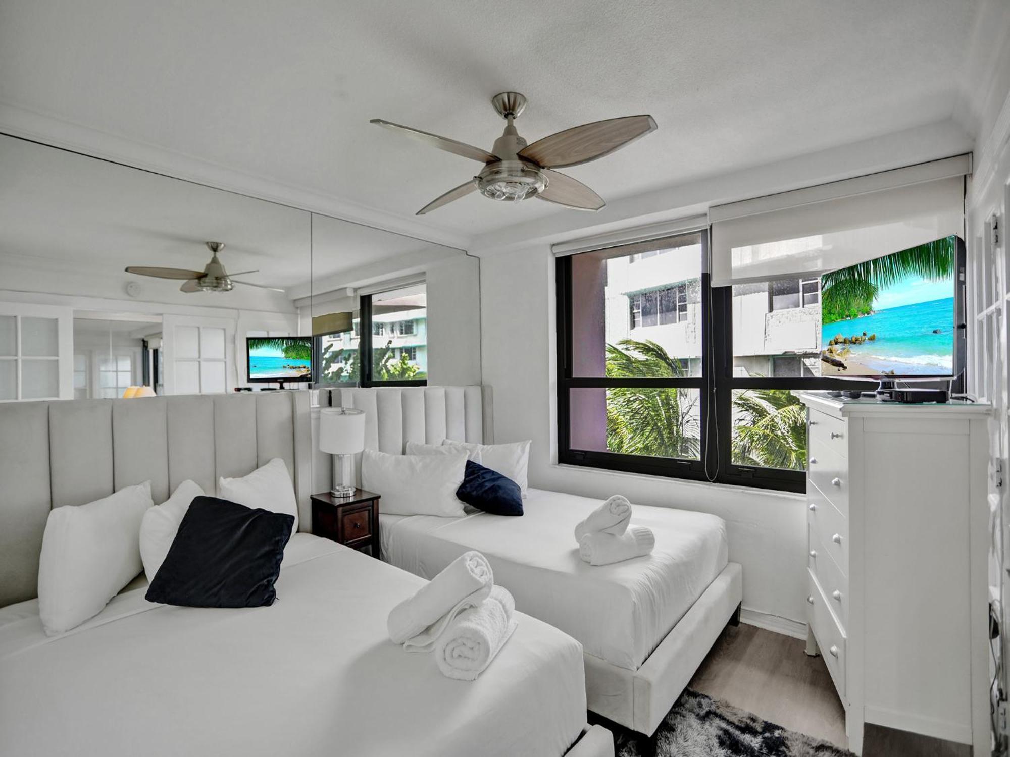 Charming Ocean View Service 516 Apartment Miami Beach