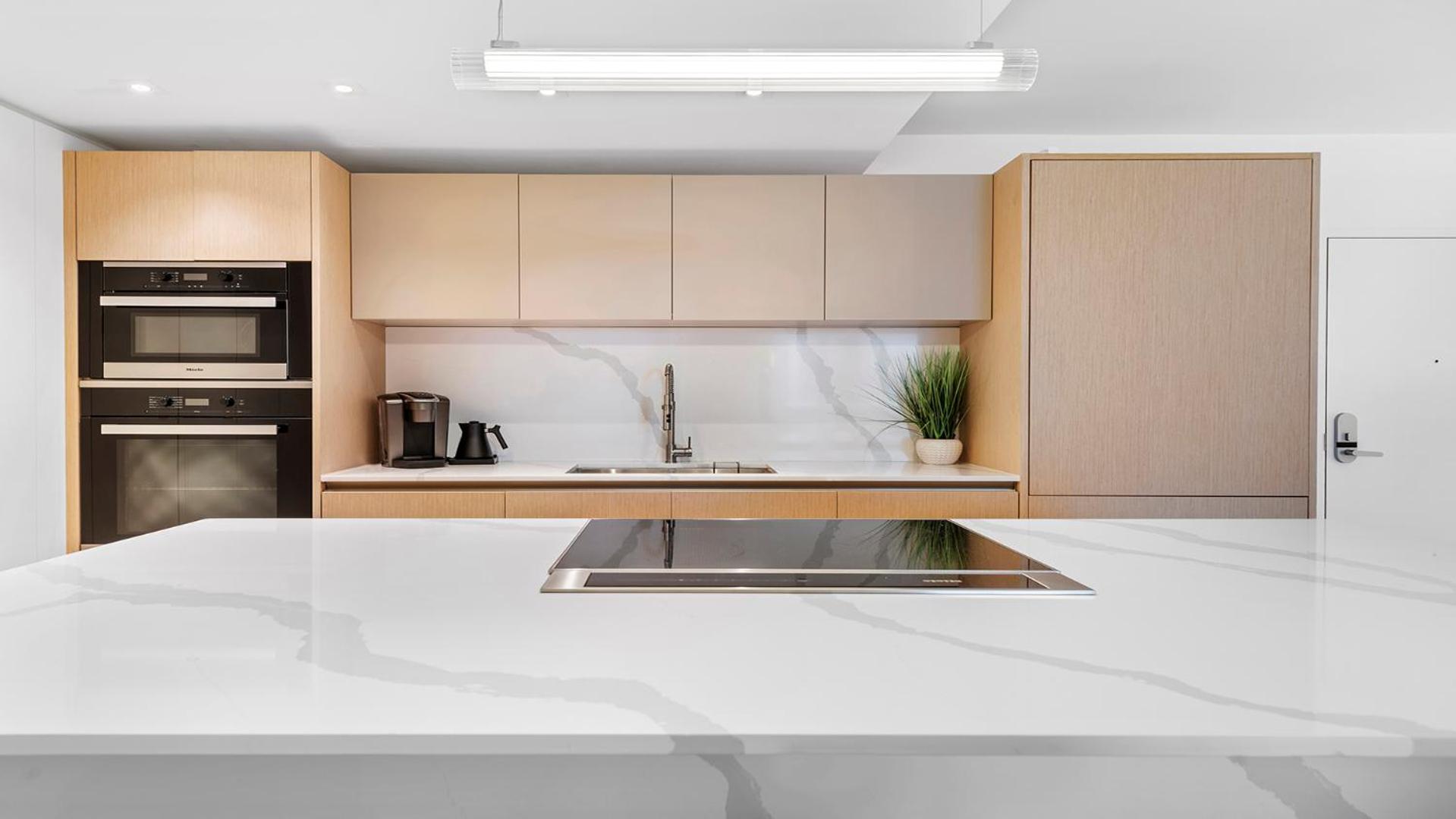 2 Bedroom Private At Roney Palace -407 *