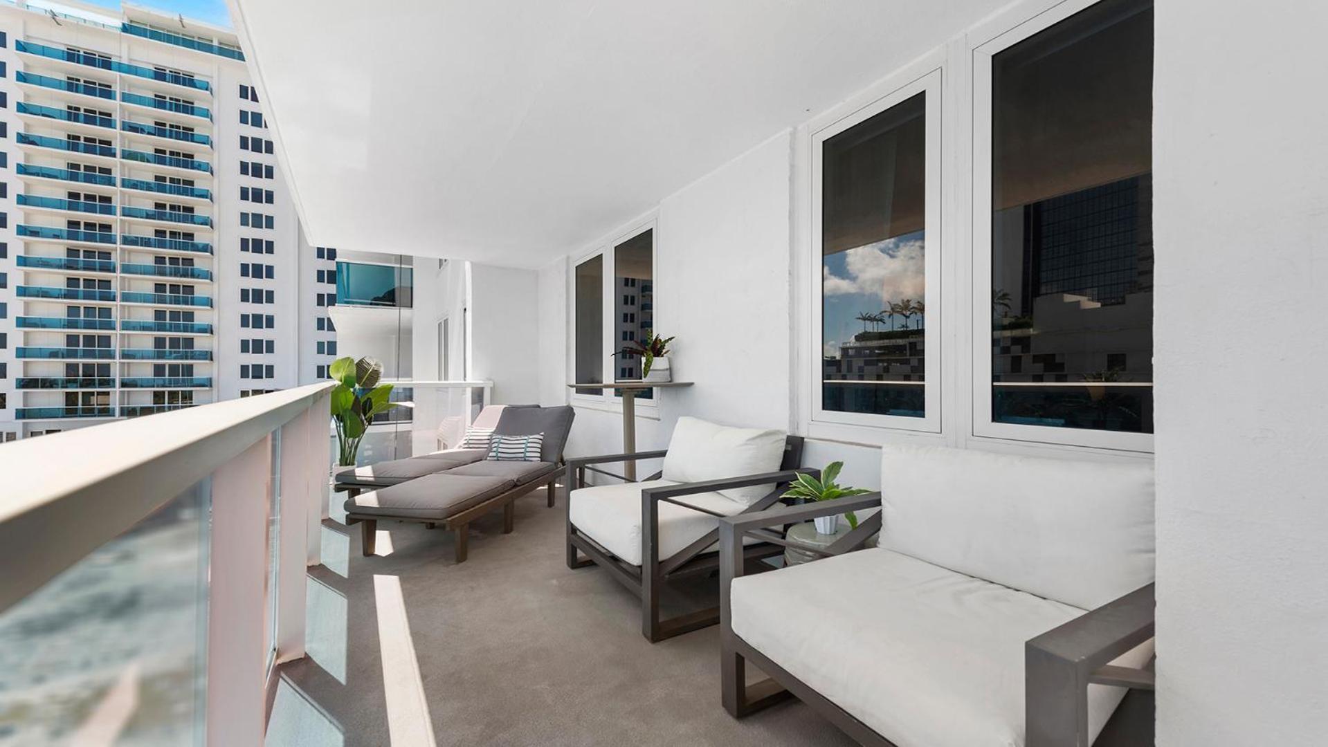 2 Bedroom Private At Roney Palace -407 Apartment *