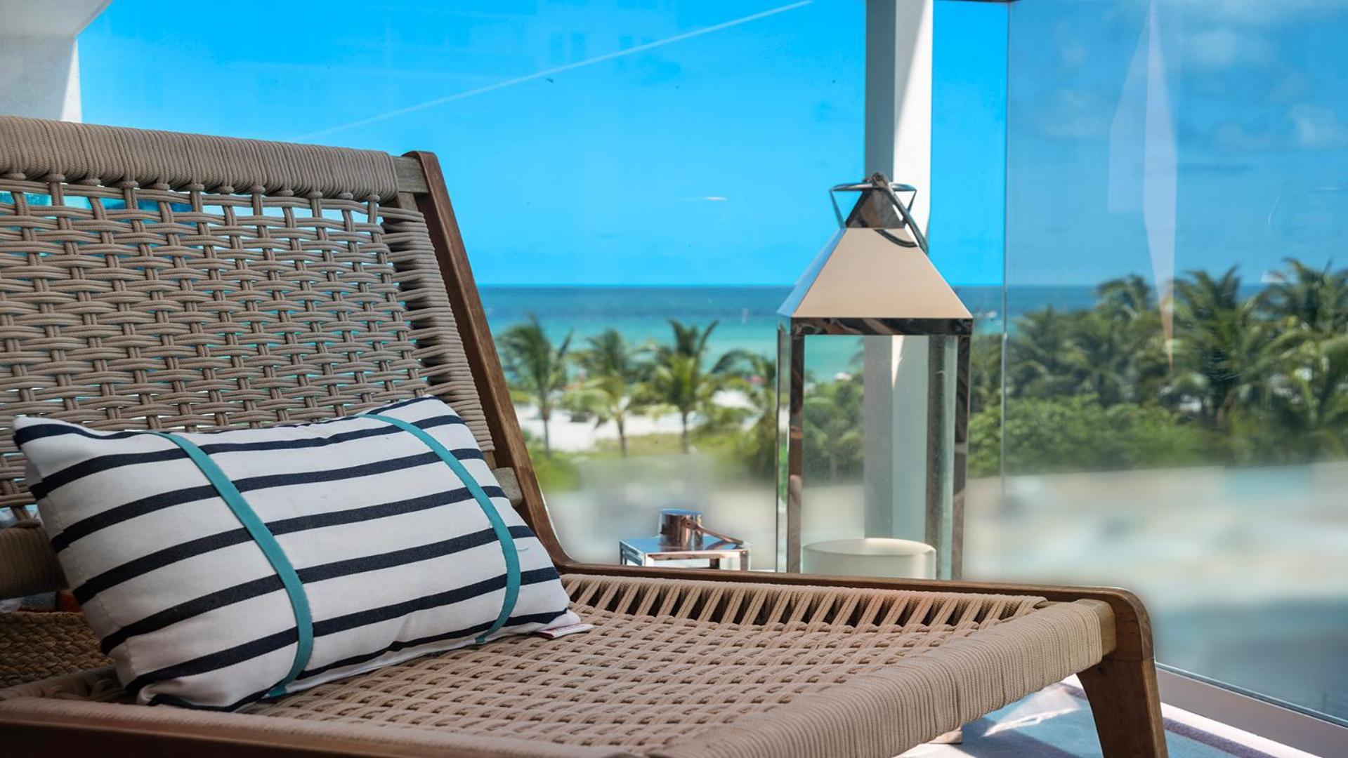 2 Bedroom Private At Roney Palace -407 Apartment