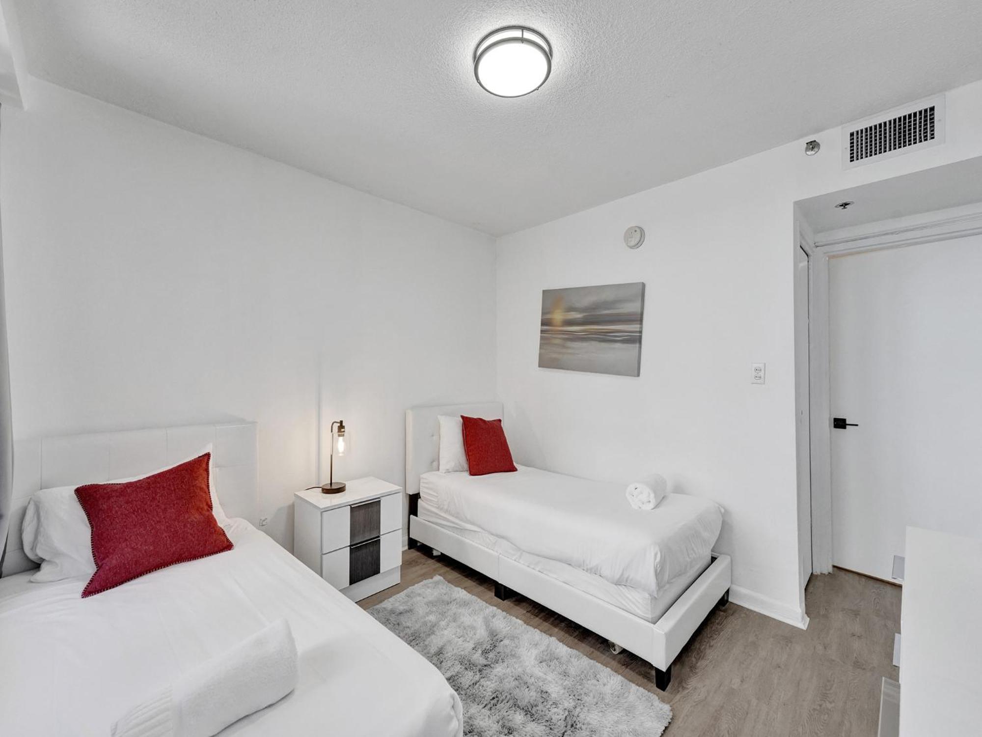 Ocean View Retreat Service 606 Apartment