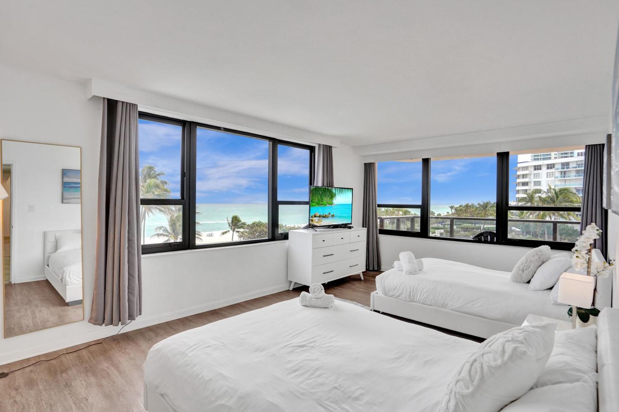 Spacious Ocean View 601