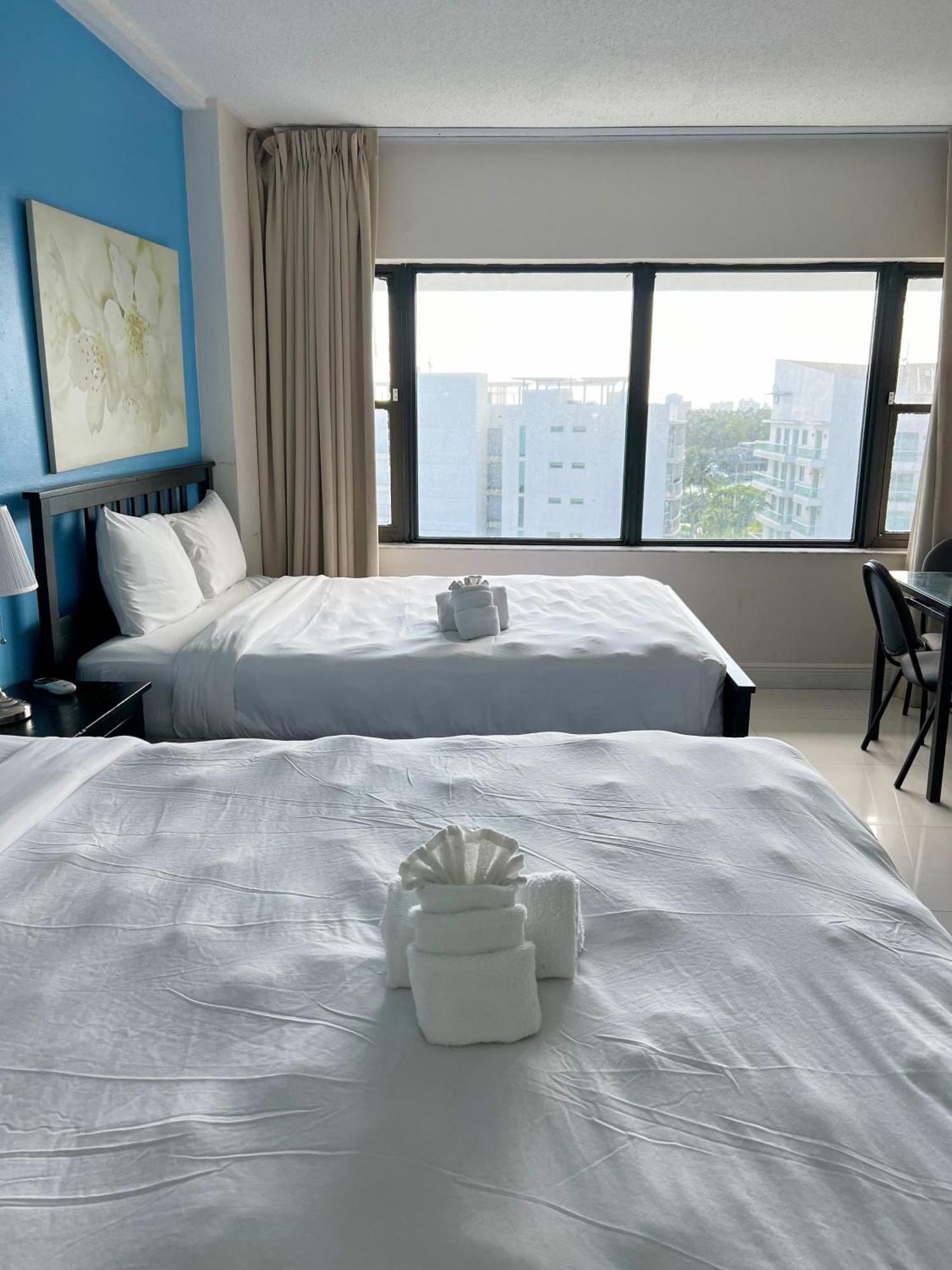 Oceanfront Miami Apartment *
