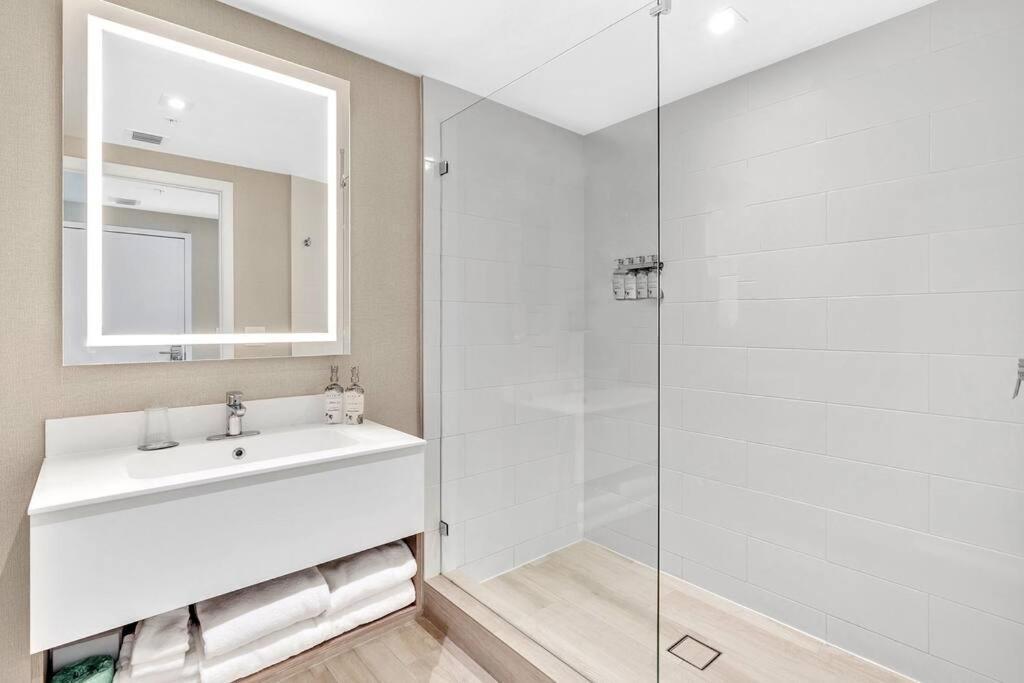 Double Queen Room-hosted By Sweetstay Apartment Miami Beach