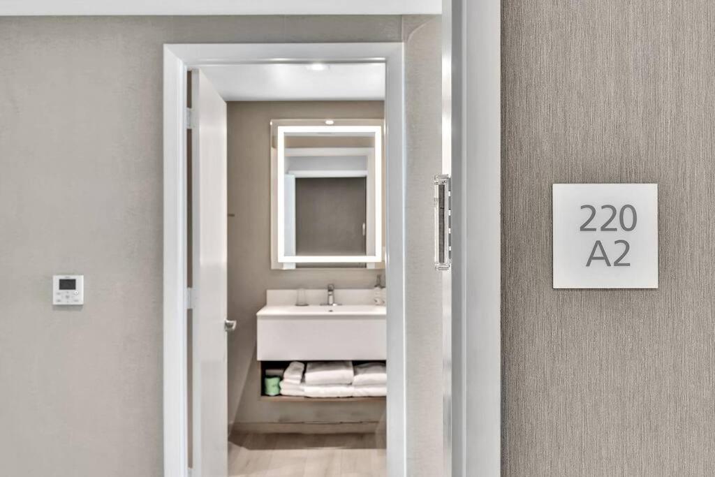 Double Queen Room-hosted By Sweetstay Apartment *