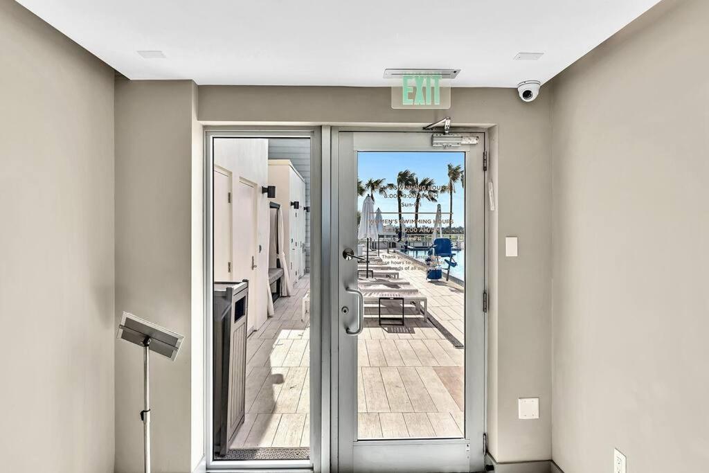 Double Queen Room-hosted By Sweetstay * Miami Beach