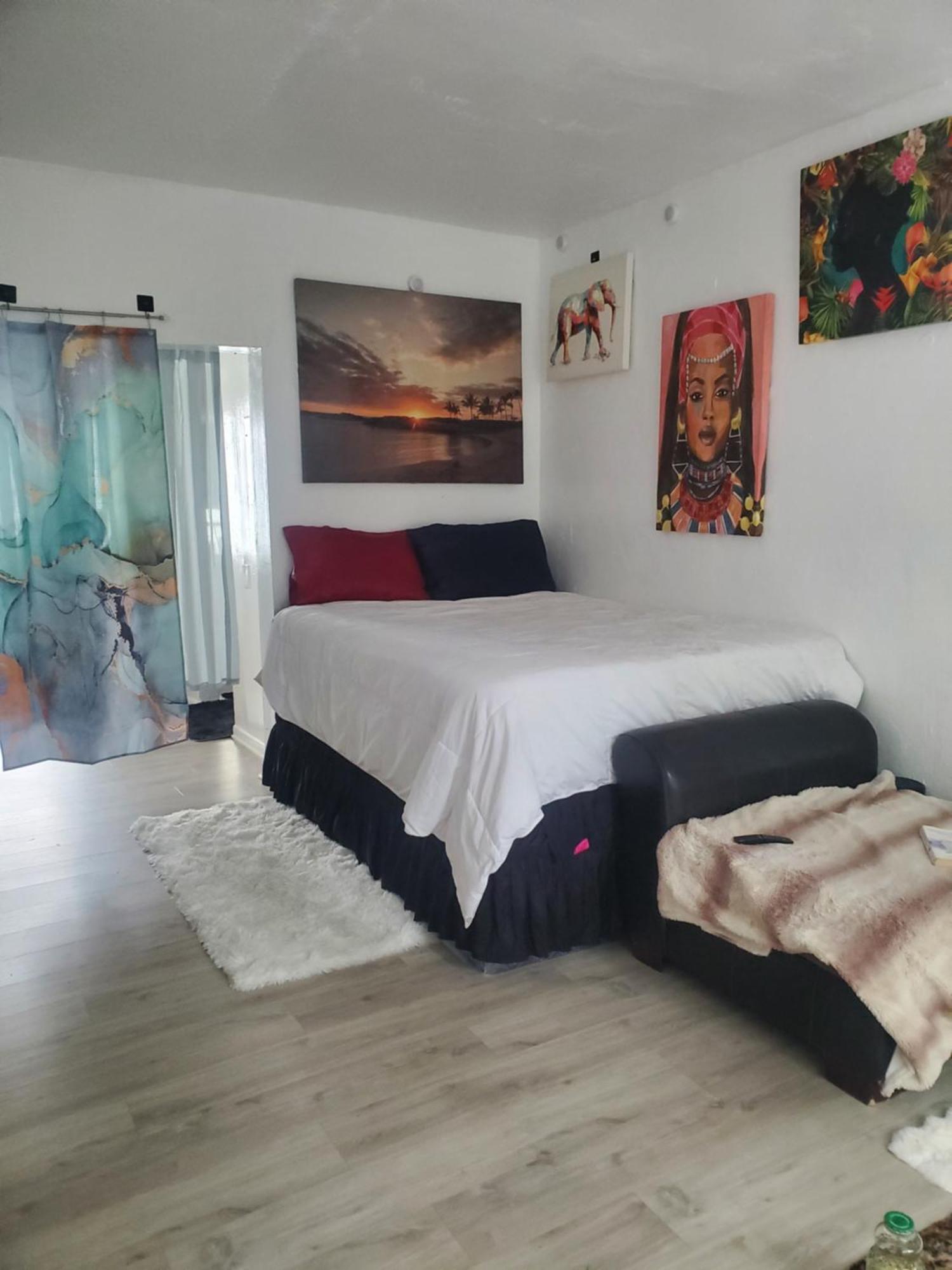 South Beach Fun 420 Friendly Apartment Miami Beach