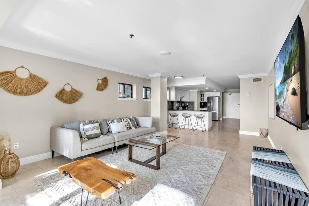 Ventur Loft 2-story Beachfront With Ocean Views Miami Beach