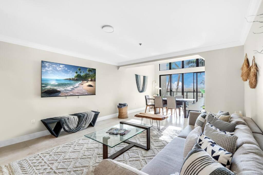 Apartment Ventur Loft 2-story Beachfront With Ocean Views