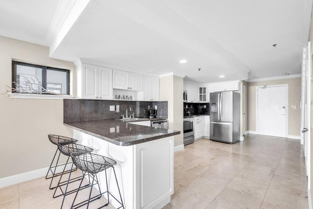 Ventur Loft 2-story Beachfront With Ocean Views Miami Beach