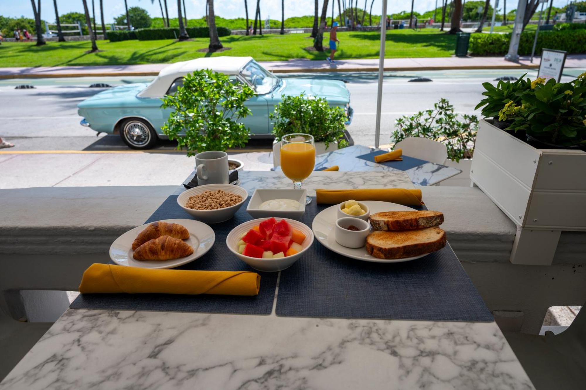 Avalon Hotel Miami Beach