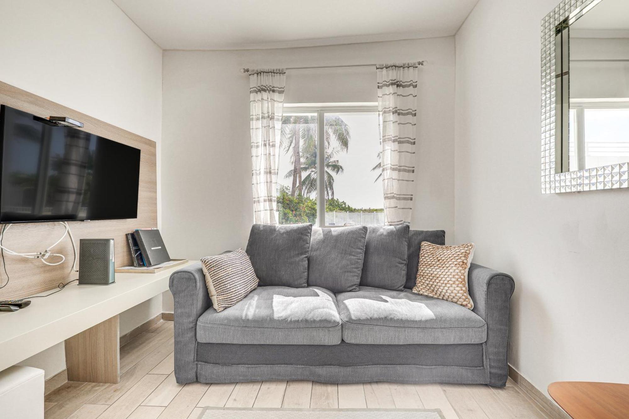 Cozy Miami Less Than 1 Mi To Ocean! Apartment