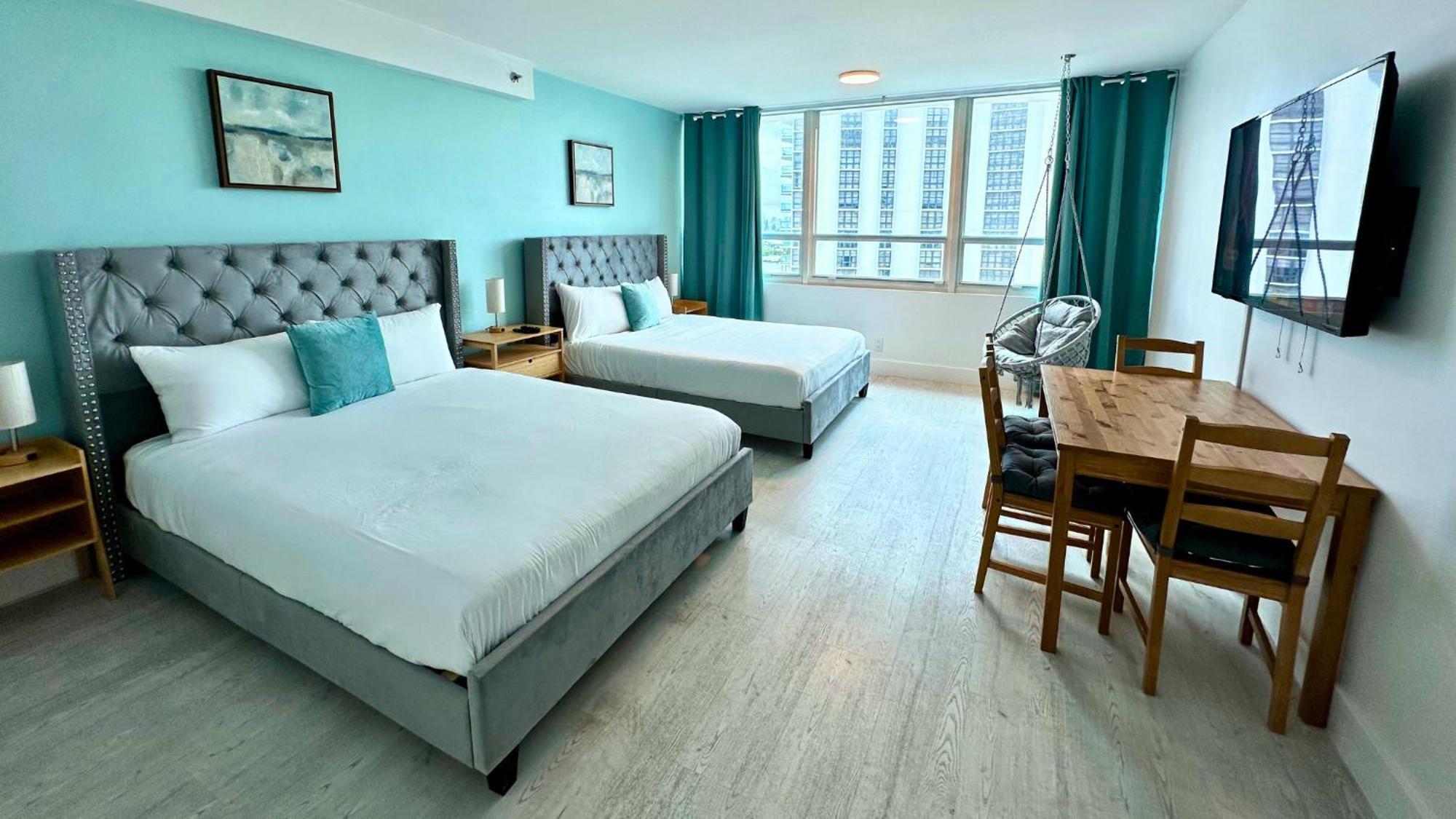 Seastays ~ Oceanfront Apartment *