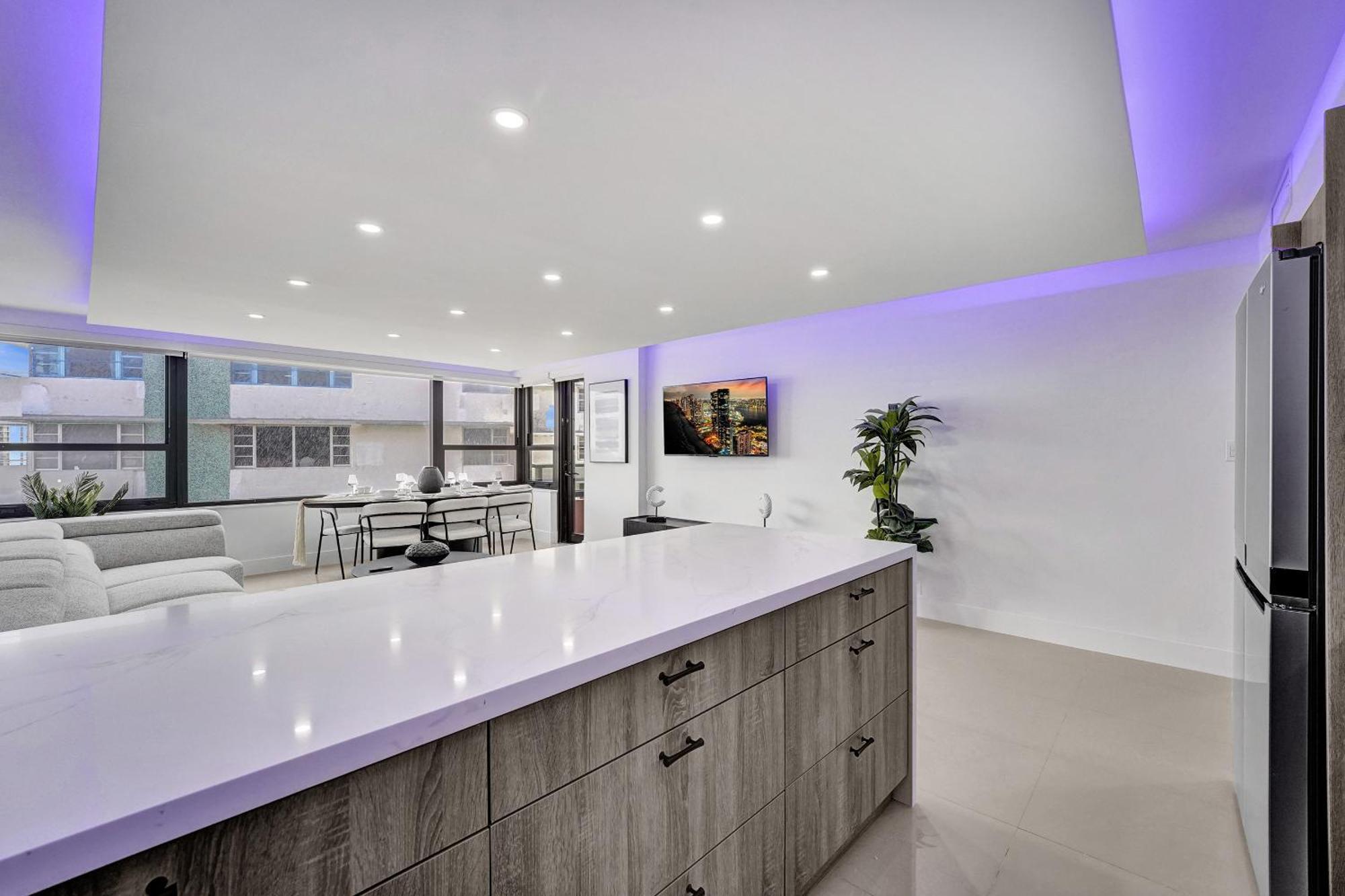 Amazing 3 Bedrooms 3 Bathrooms 1518 Apartment Miami Beach