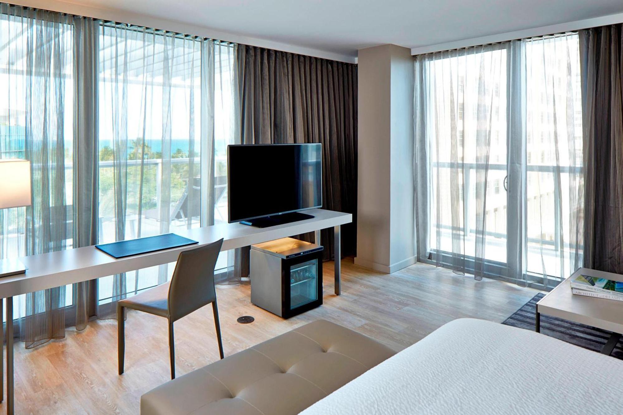Ac Hotel By Marriott Miami Beach 4*