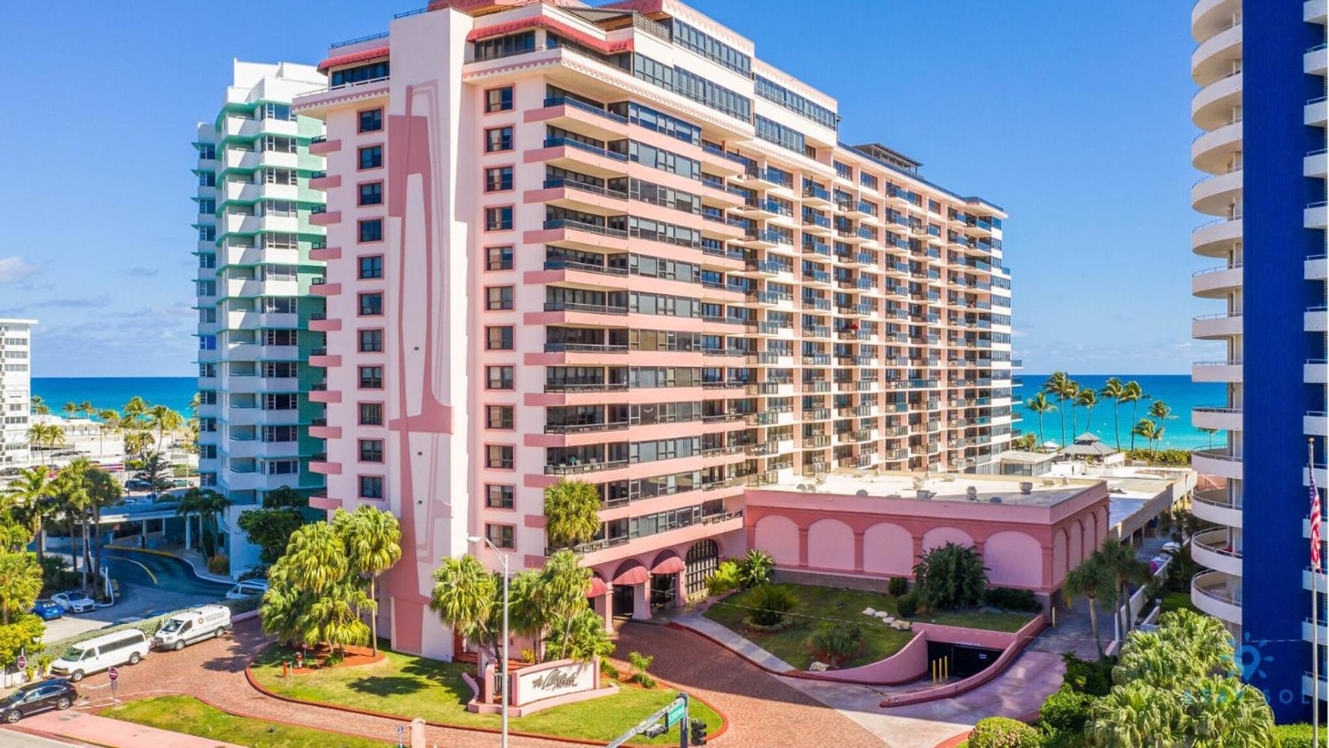 Beautiful 2 Bedroom Amazing Pool Miami Beach