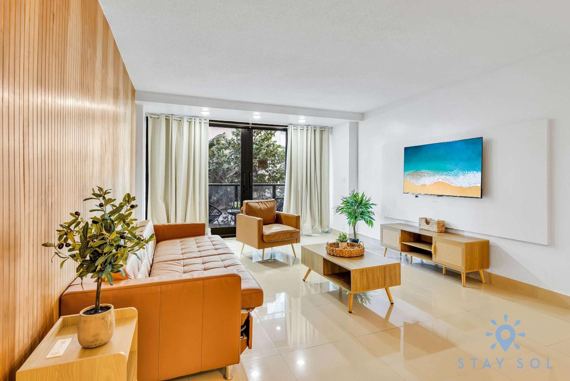 Apartment Beautiful 2 Bedroom Amazing Pool *