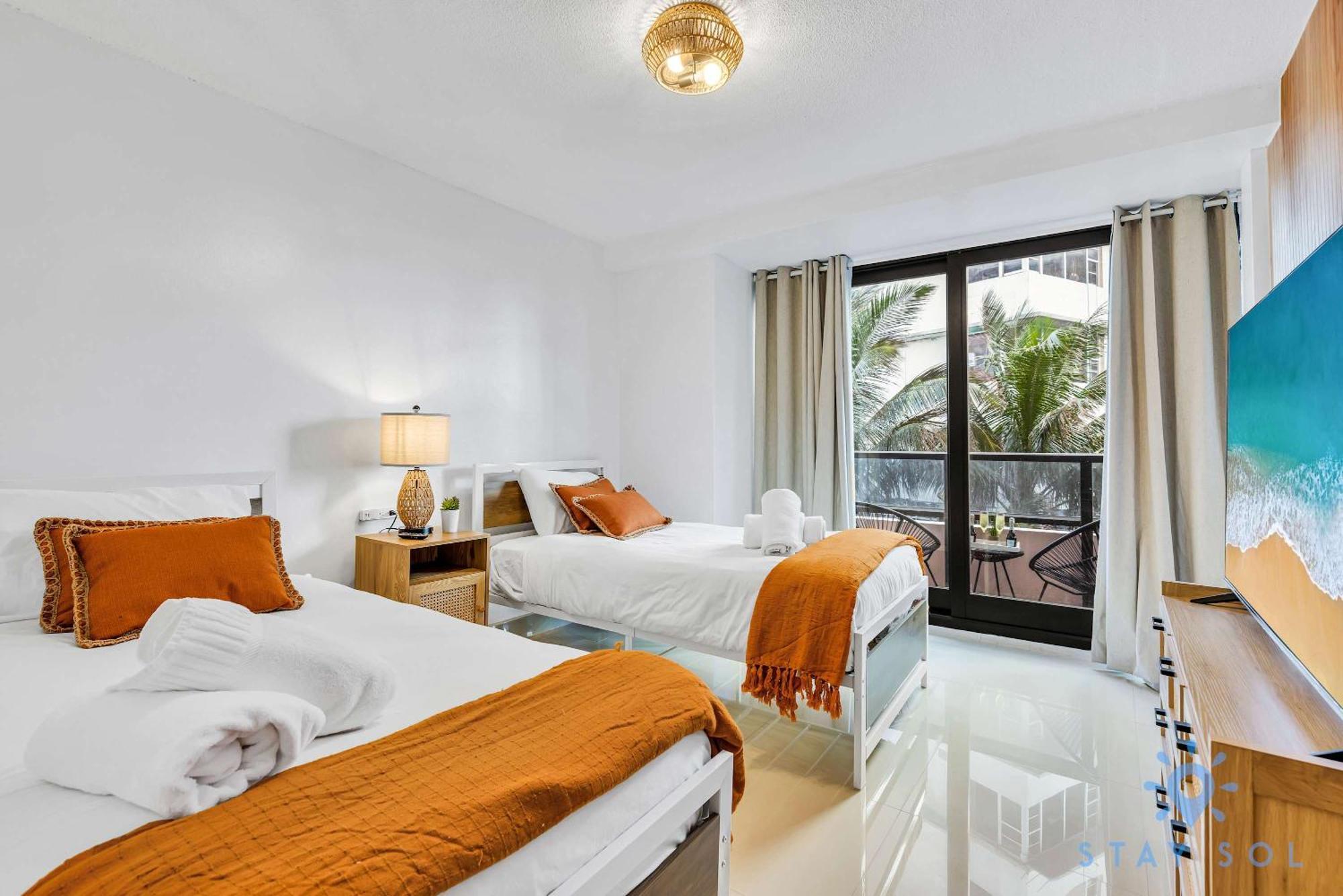 Apartment Beautiful 2 Bedroom Amazing Pool Miami Beach