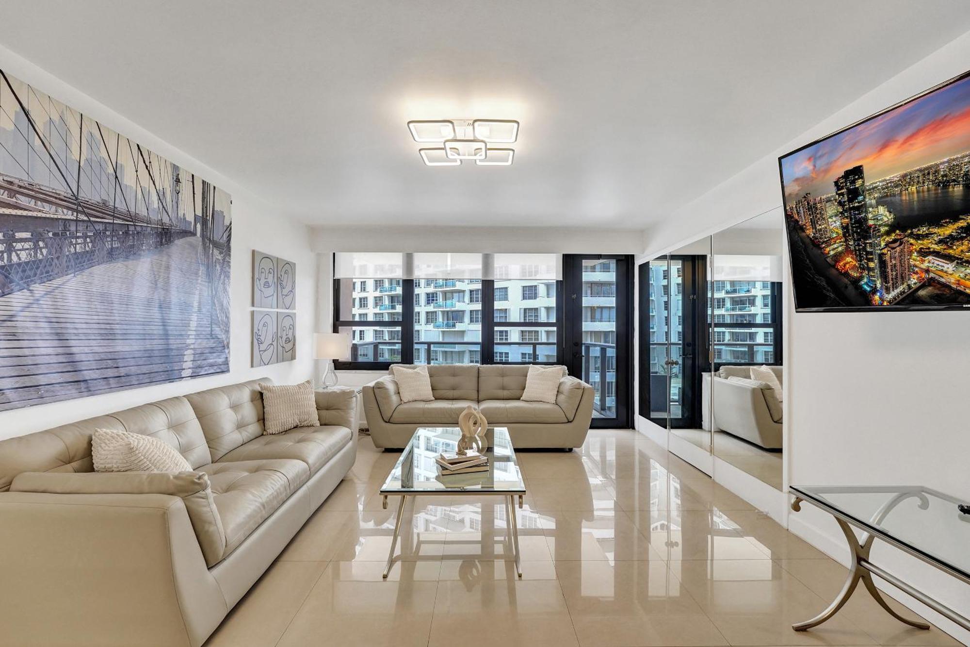 Cozy Ocean View Service 617 Apartment Miami Beach