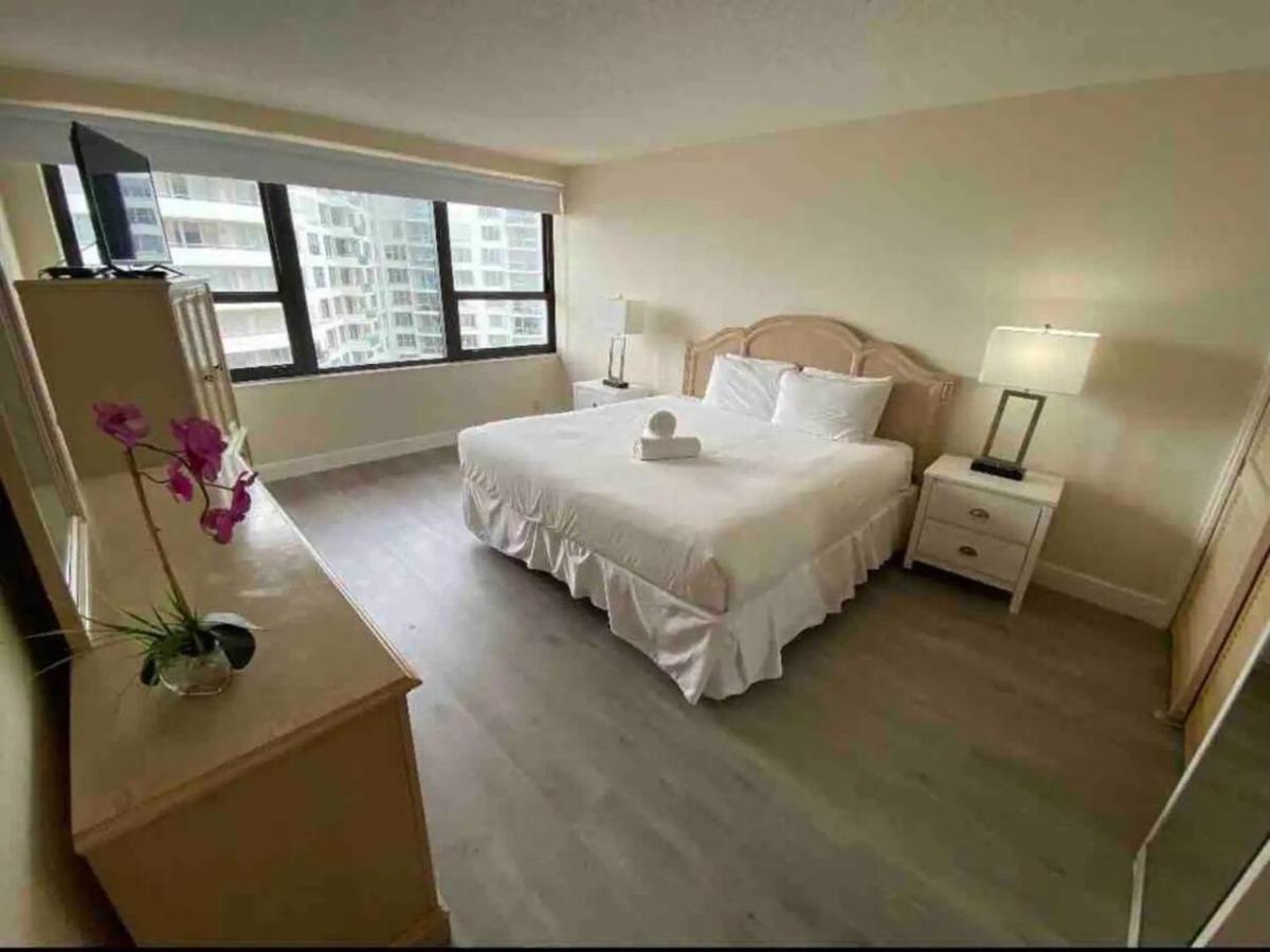 44 Access And Private Pool Miami Beach