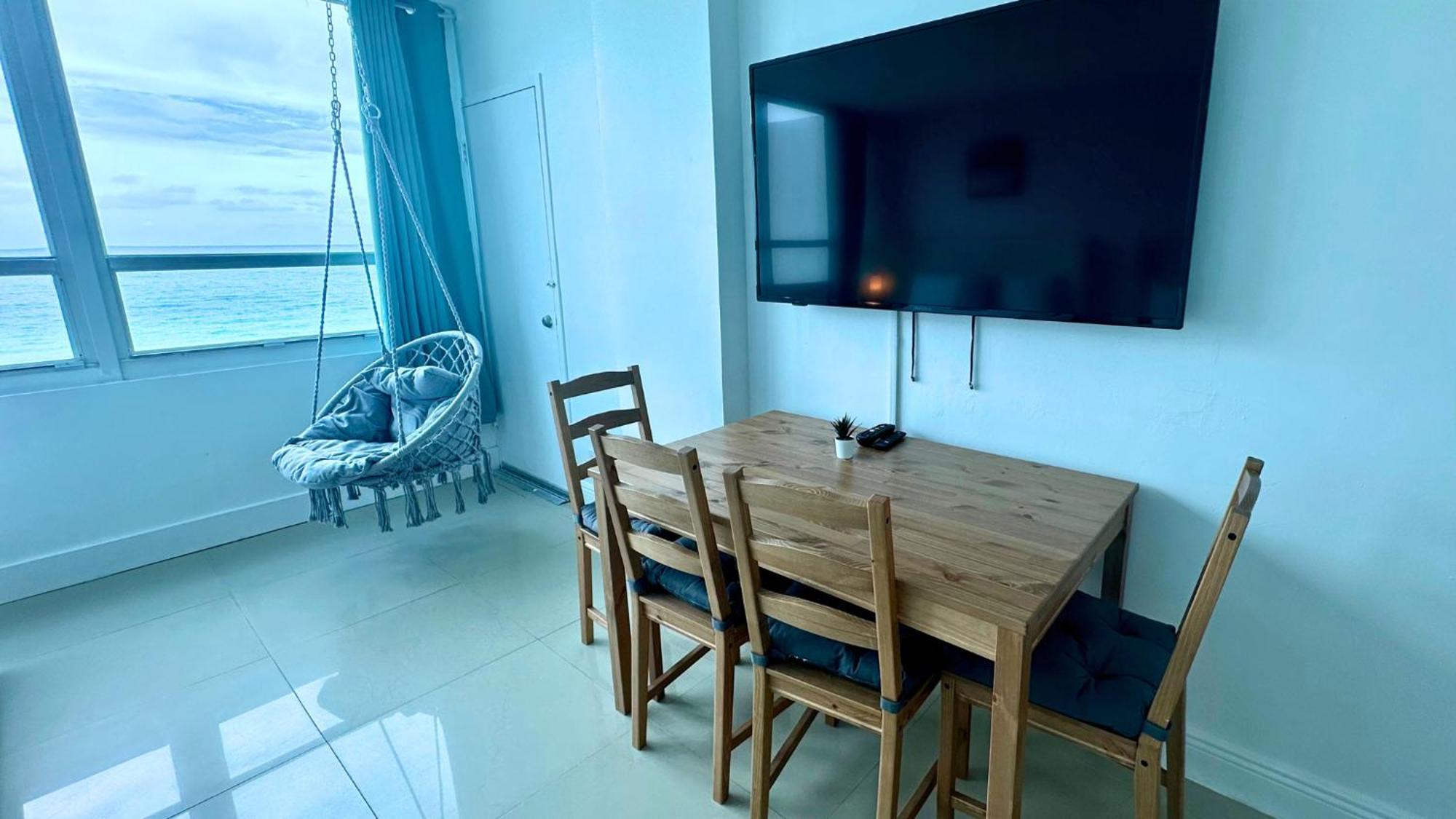 Seastays-oceanside Apartment
