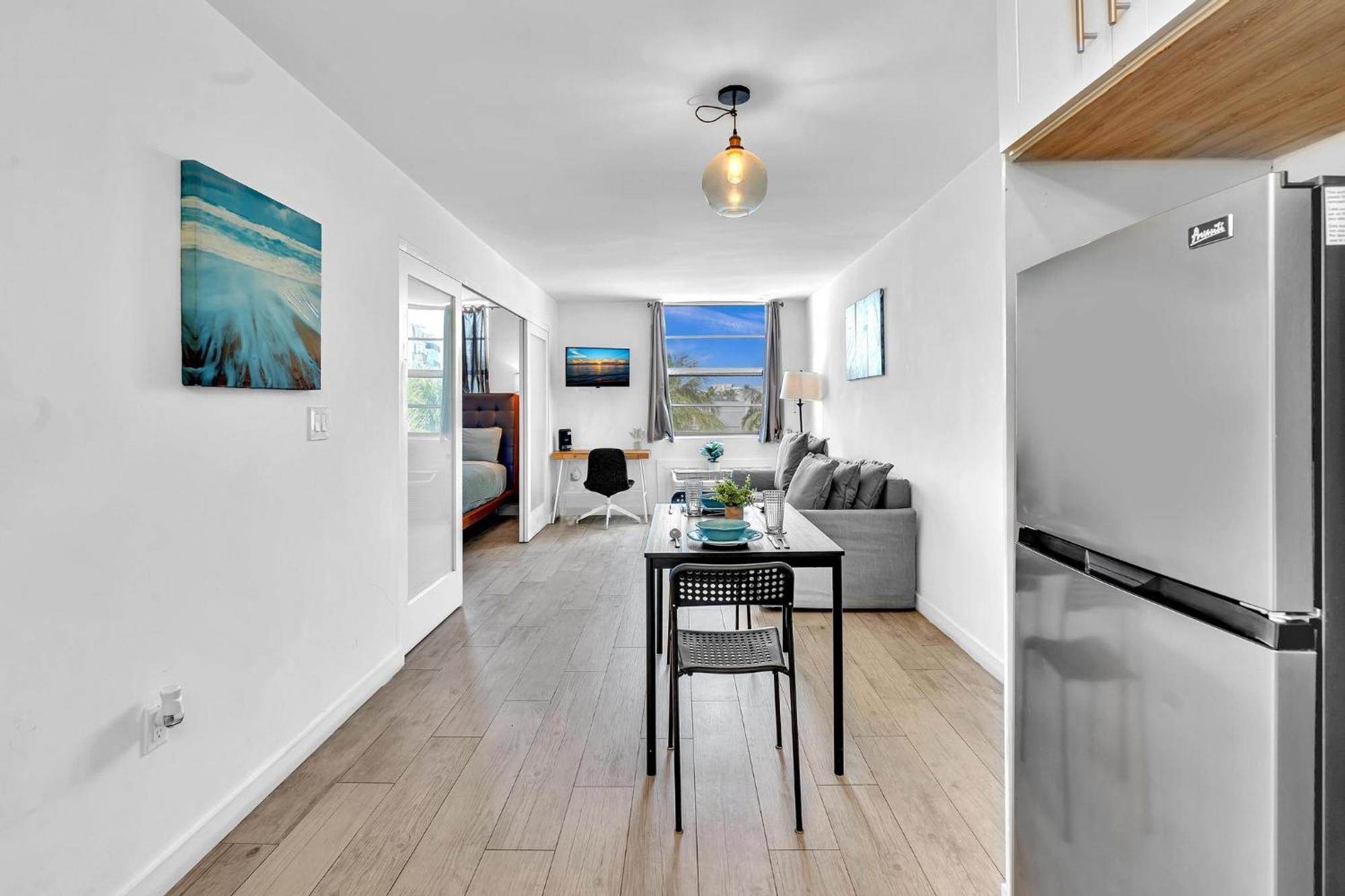 Deluxe Modern 1 Bedroom In South Apartment